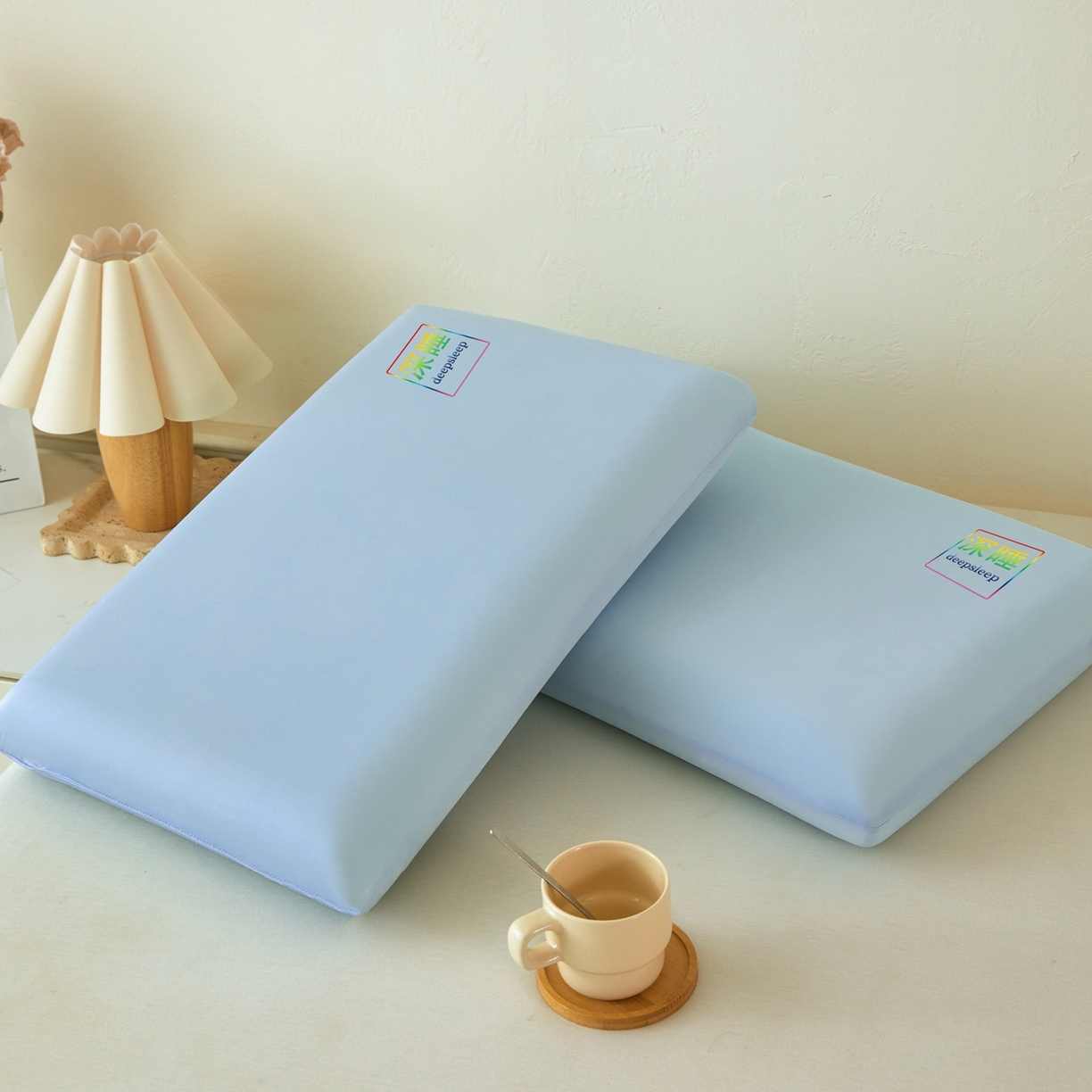 91家纺网 家纺一手货源 找家纺 纳斯顿家纺 2025新款生物基面包枕枕头枕芯 生物基面包枕-蓝色