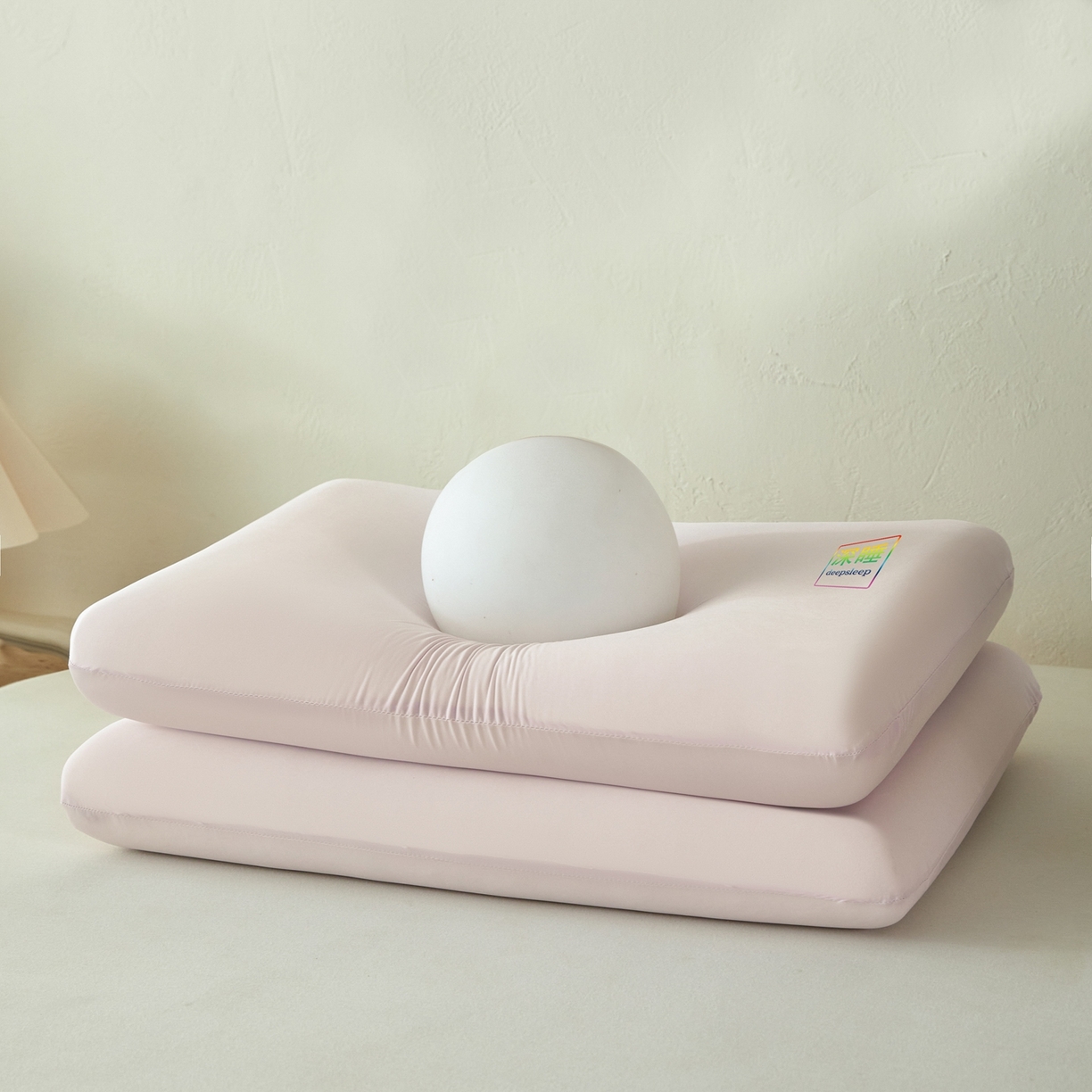 91家纺网 家纺一手货源 找家纺 纳斯顿家纺 2025新款生物基面包枕枕头枕芯 生物基面包枕-浅粉