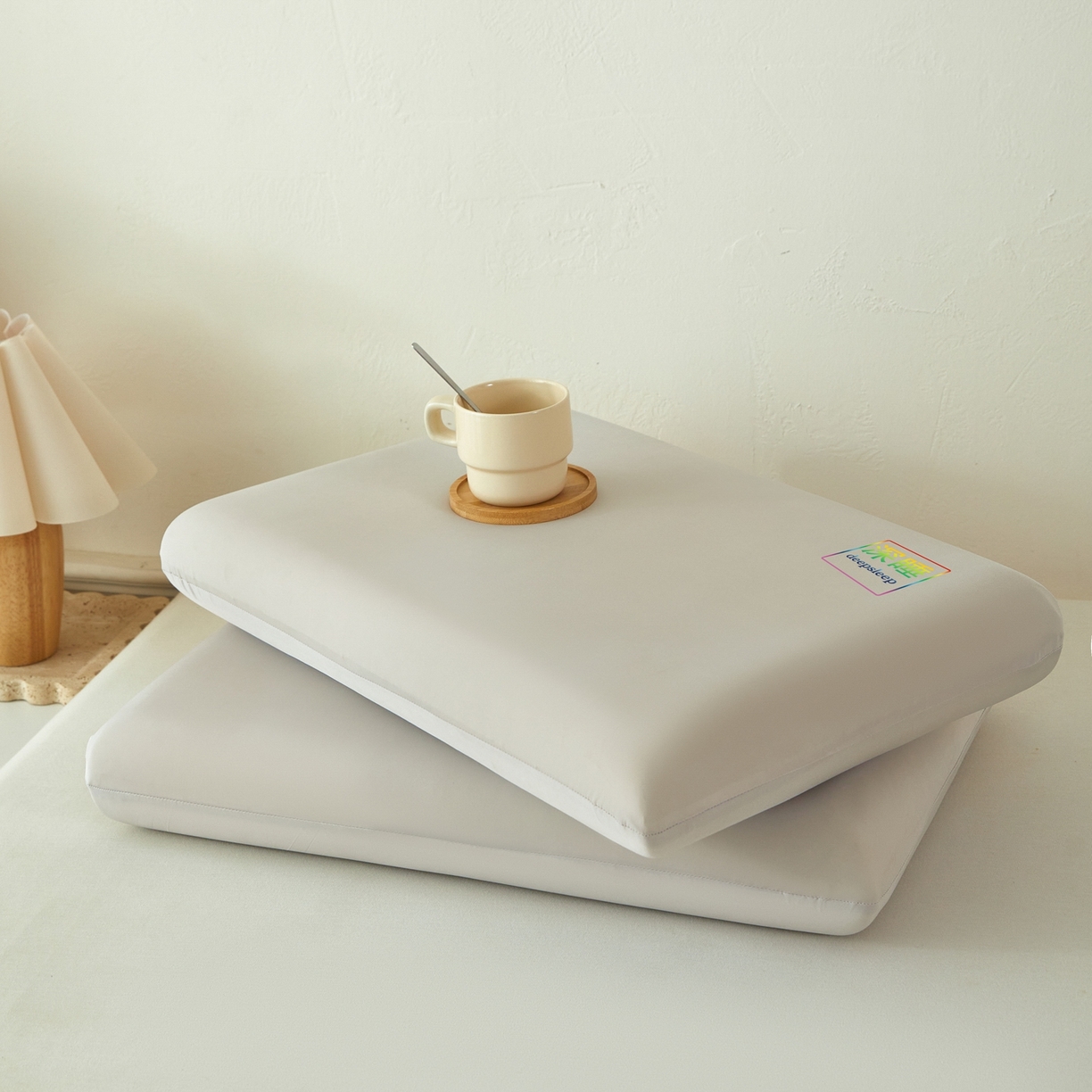 91家纺网 家纺一手货源 找家纺 纳斯顿家纺 2025新款生物基面包枕枕头枕芯 生物基面包枕-灰色