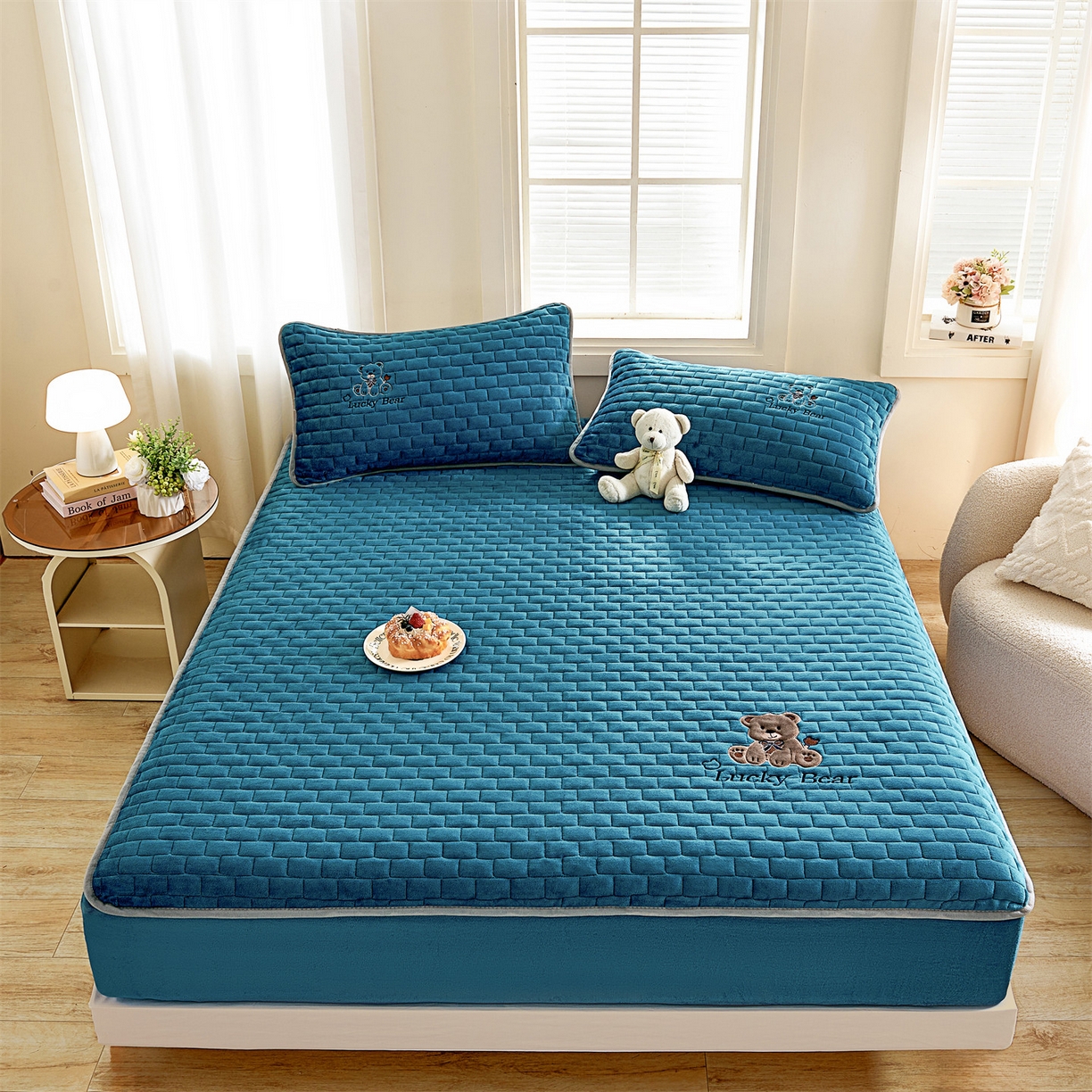 91家纺网 家纺一手货源 找家纺 （总）天之澜家纺 2025新款新棉绒床笠--幸运熊