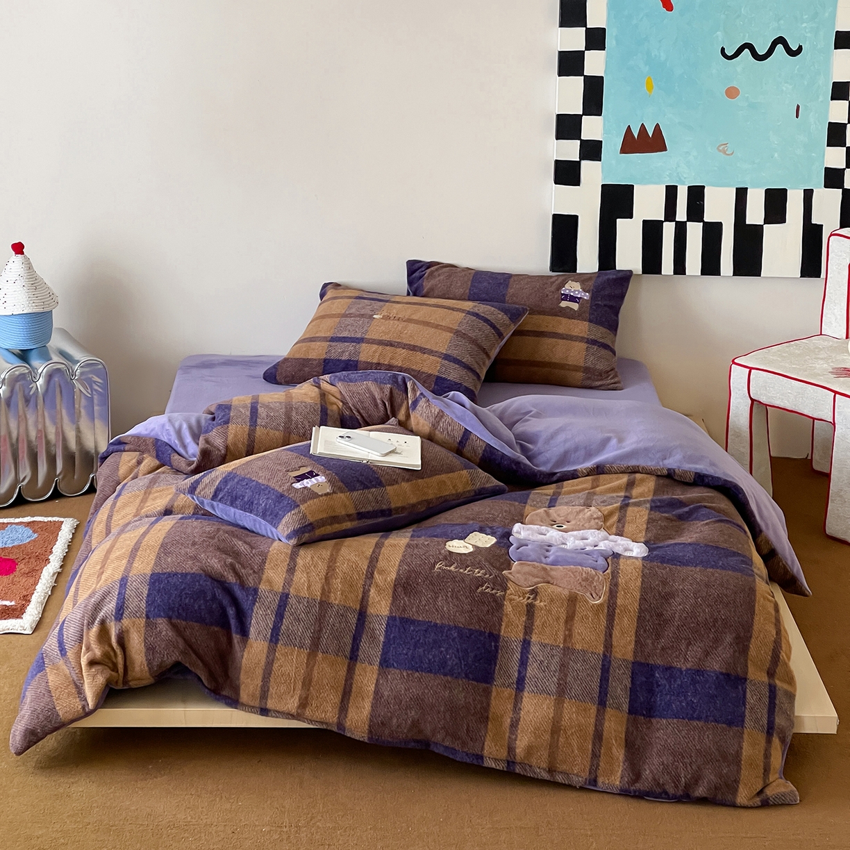 91家纺网 家纺一手货源 找家纺 （总）桃子家居 2025新款A类高级仿生绵羊绒兔毛贴布绣刺绣工艺卡通少女加厚牛奶绒系列四件套