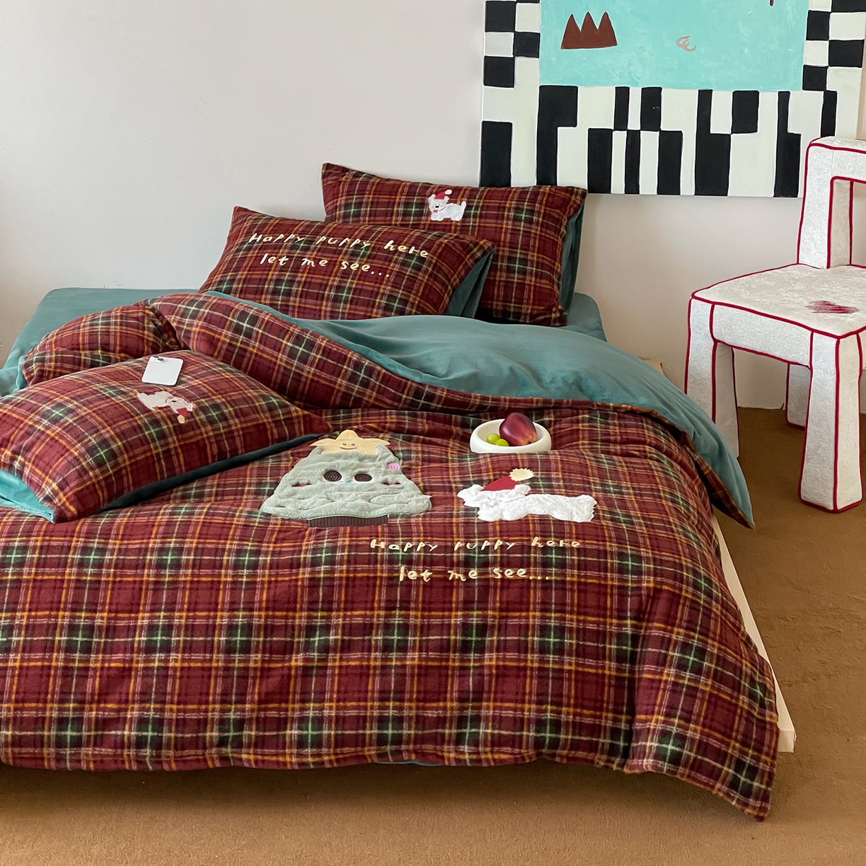 91家纺网 家纺一手货源 找家纺 桃子家居 2025新款A类高级仿生绵羊绒兔毛贴布绣刺绣工艺卡通少女加厚牛奶绒系列四件套 绵羊绒-圣诞小狗