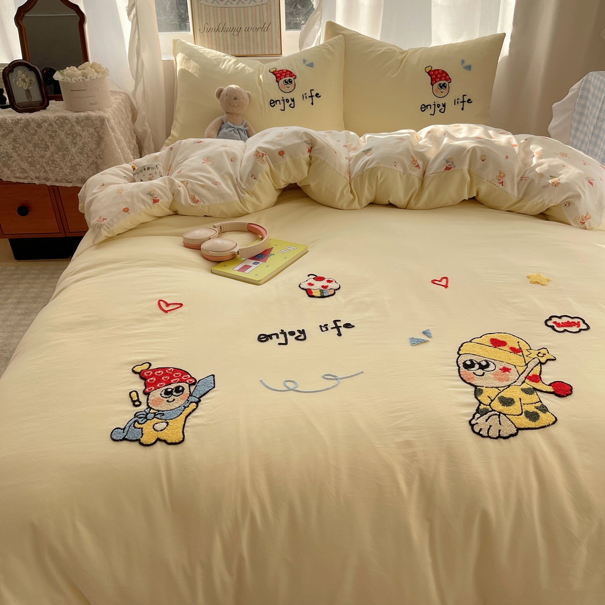 91家纺网 家纺一手货源 找家纺 凯洛奇 2026新款A类卡通豹纹毛巾绣软糯糯水洗棉四件套（提供买家秀） 可爱星星人