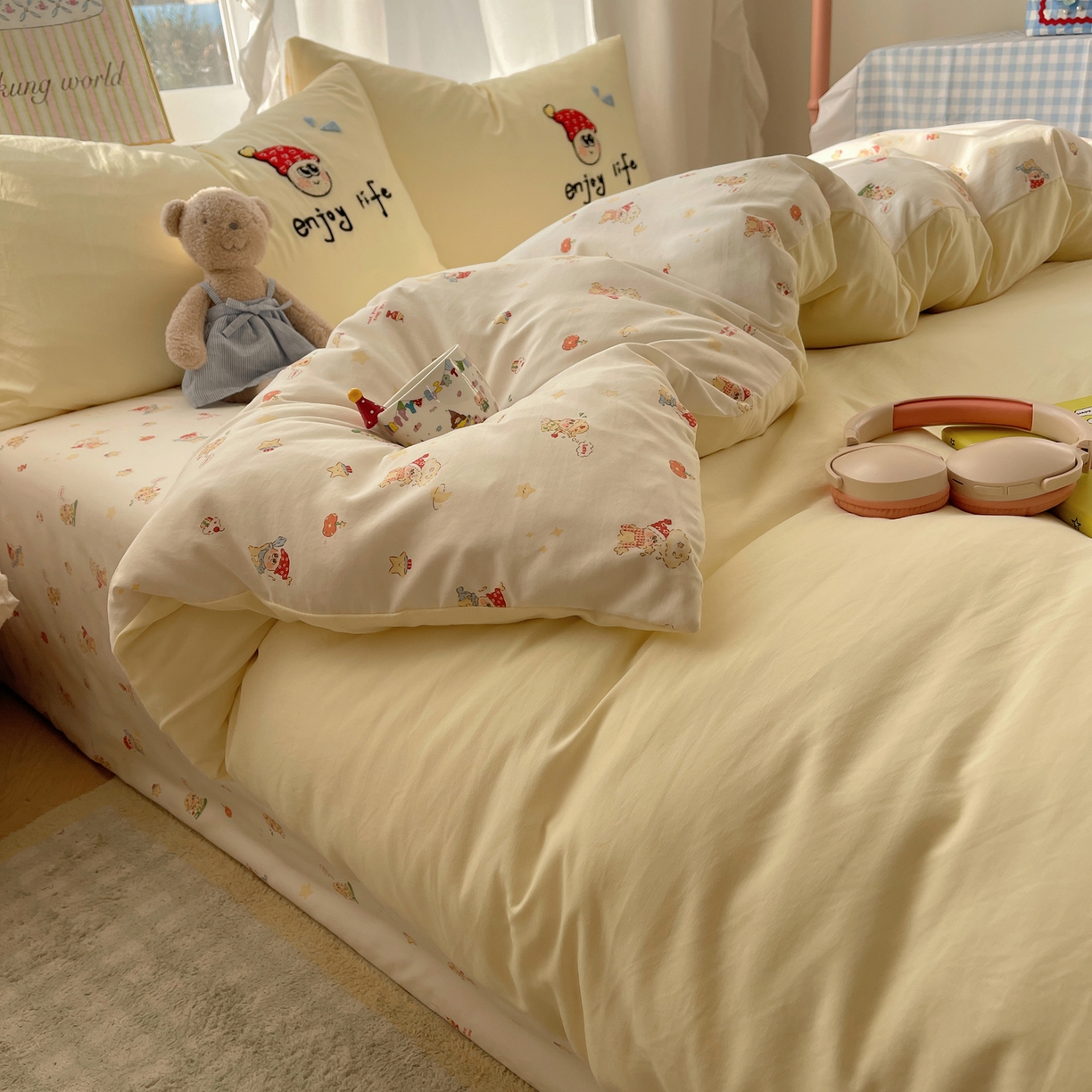 91家纺网 家纺一手货源 找家纺 凯洛奇 2026新款A类卡通豹纹毛巾绣软糯糯水洗棉四件套（提供买家秀） 可爱星星人