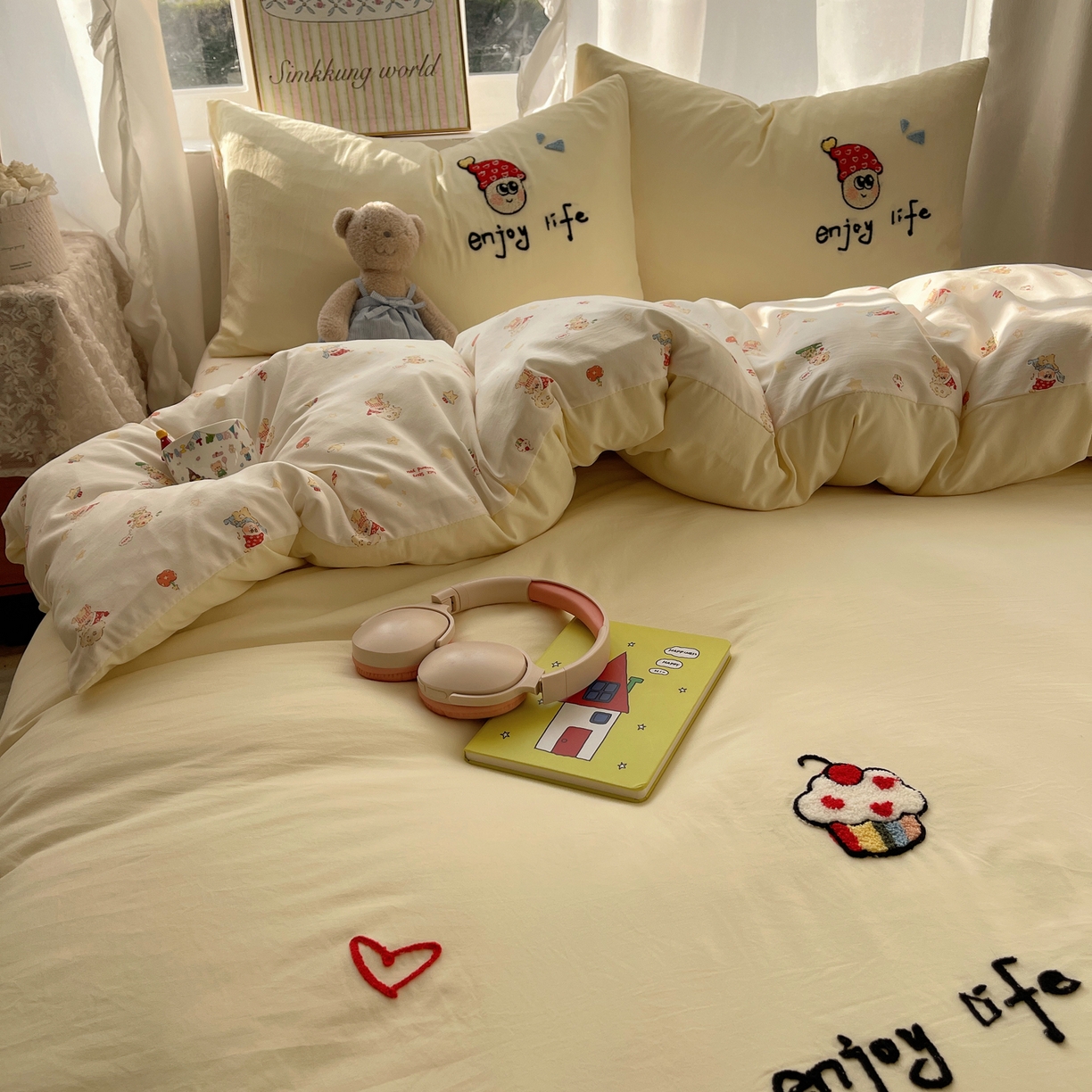 91家纺网 家纺一手货源 找家纺 凯洛奇 2026新款A类卡通豹纹毛巾绣软糯糯水洗棉四件套（提供买家秀） 可爱星星人