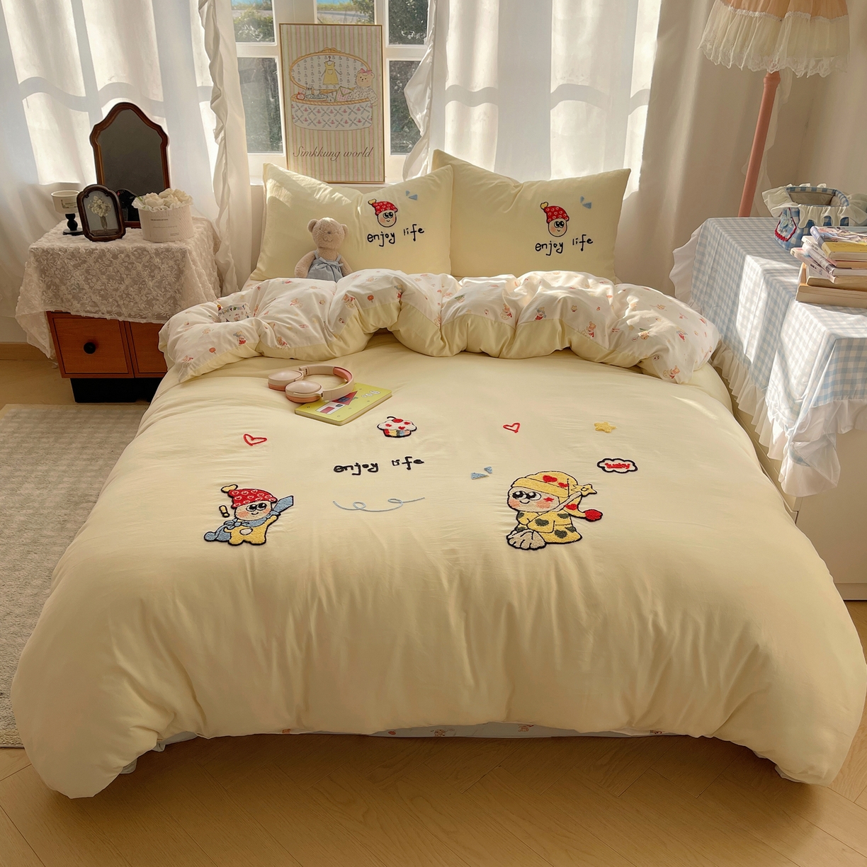 91家纺网 家纺一手货源 找家纺 凯洛奇 2026新款A类卡通豹纹毛巾绣软糯糯水洗棉四件套（提供买家秀） 可爱星星人