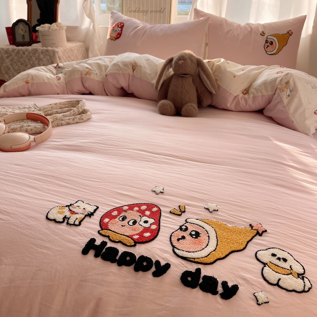 91家纺网 家纺一手货源 找家纺 凯洛奇 2026新款A类卡通豹纹毛巾绣软糯糯水洗棉四件套（提供买家秀） 快乐时光