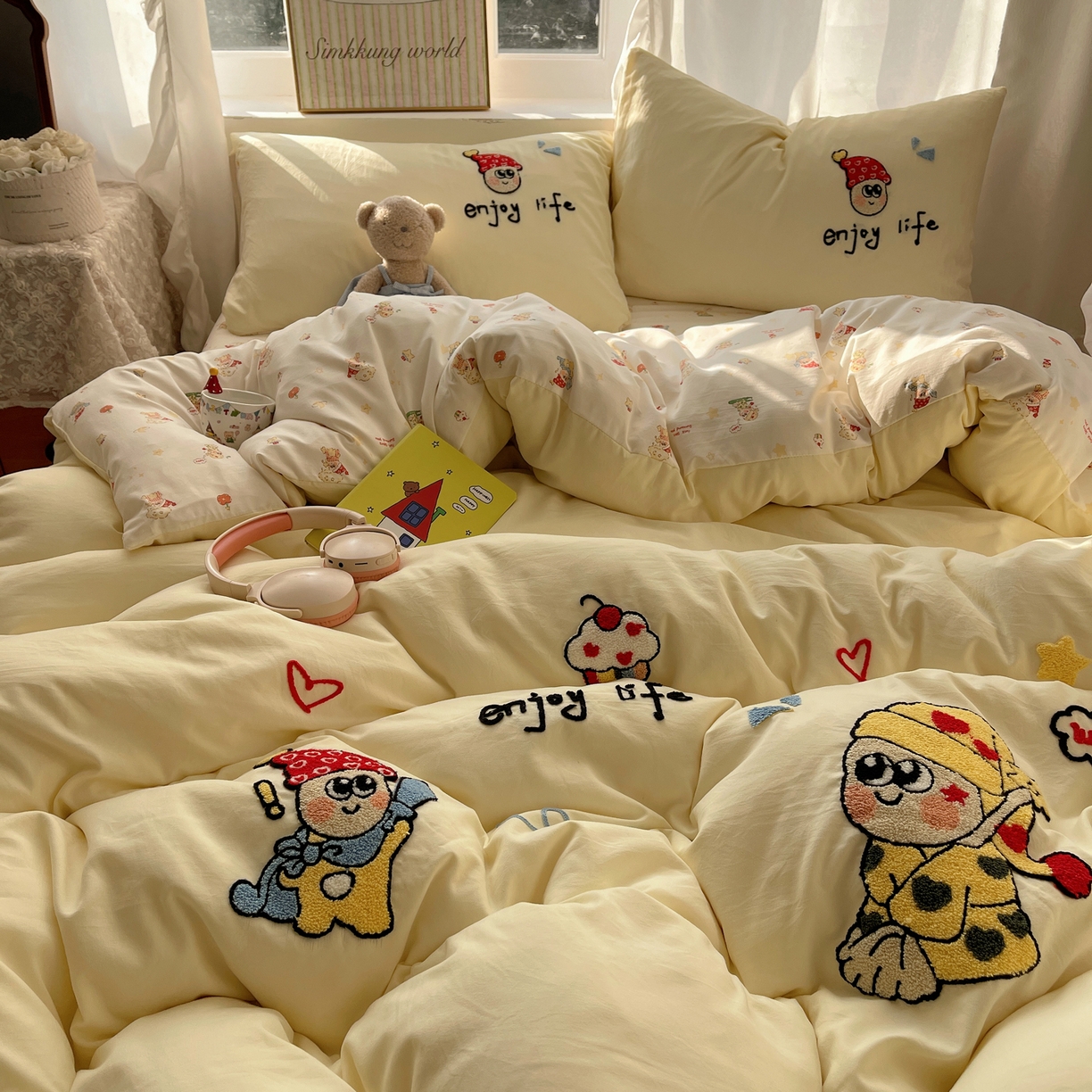 91家纺网 家纺一手货源 找家纺 凯洛奇 2026新款A类卡通豹纹毛巾绣软糯糯水洗棉四件套（提供买家秀） 可爱星星人