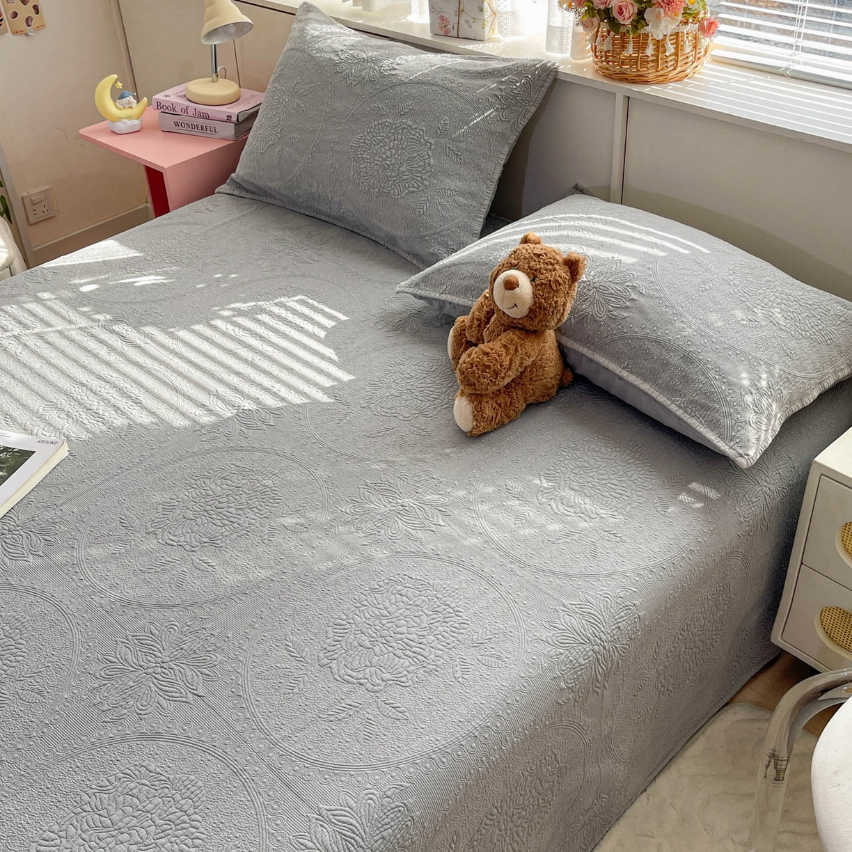 91家纺网 家纺一手货源 找家纺 源舜家纺 2026新款全棉大提花砂洗床盖三件套—花开富贵大圆满系列 圆满-灰