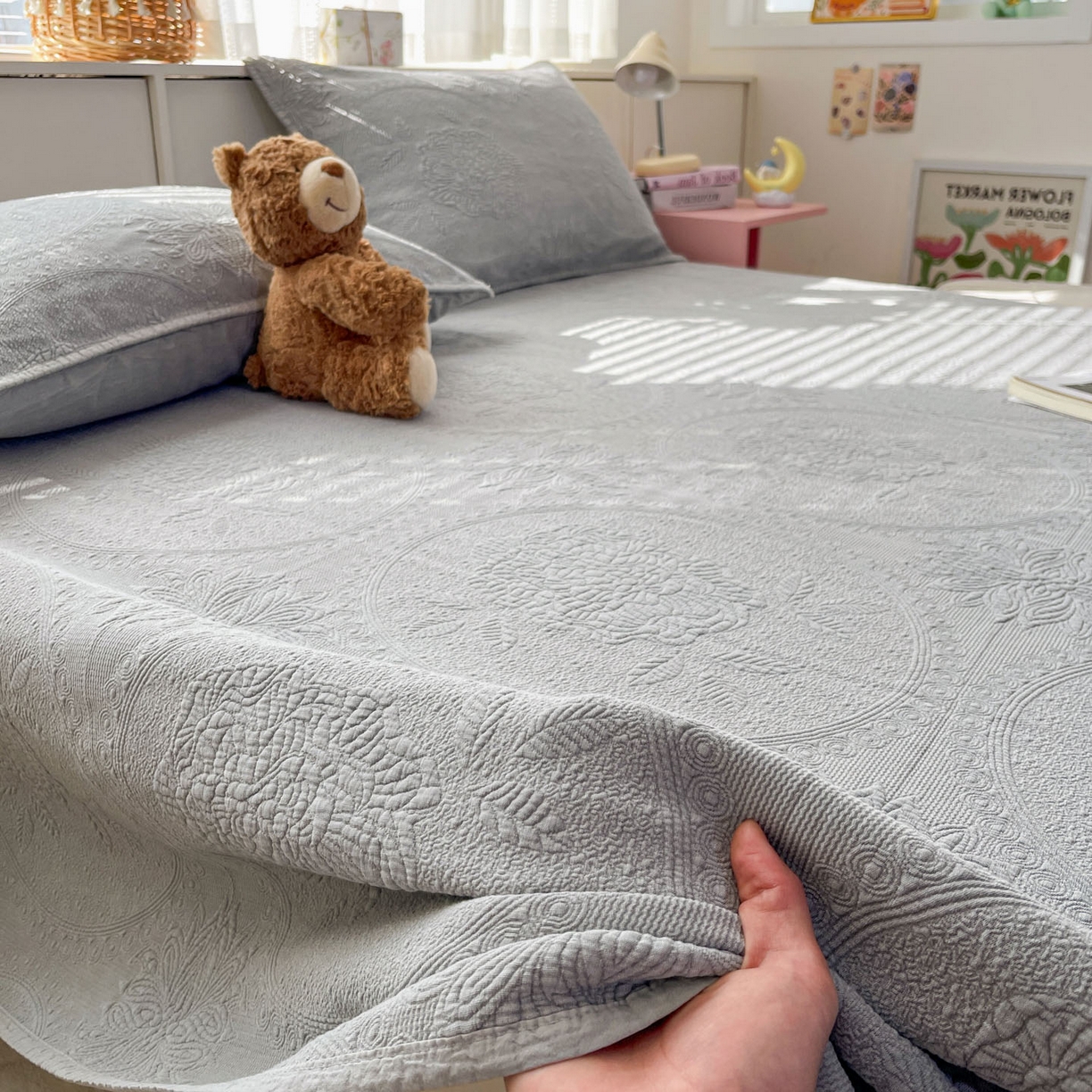 91家纺网 家纺一手货源 找家纺 源舜家纺 2026新款全棉大提花砂洗床盖三件套—花开富贵大圆满系列 圆满-灰