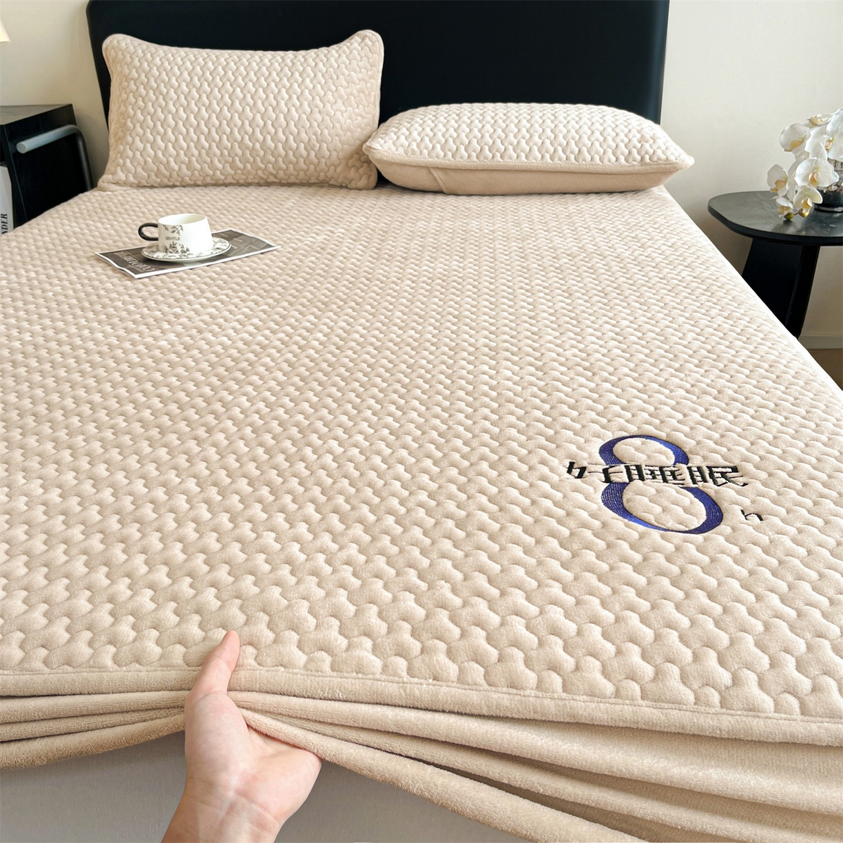 91家纺网 家纺一手货源 找家纺 居眠 2025新款绒-时安-牛奶绒夹棉床笠 绒-时安-卡