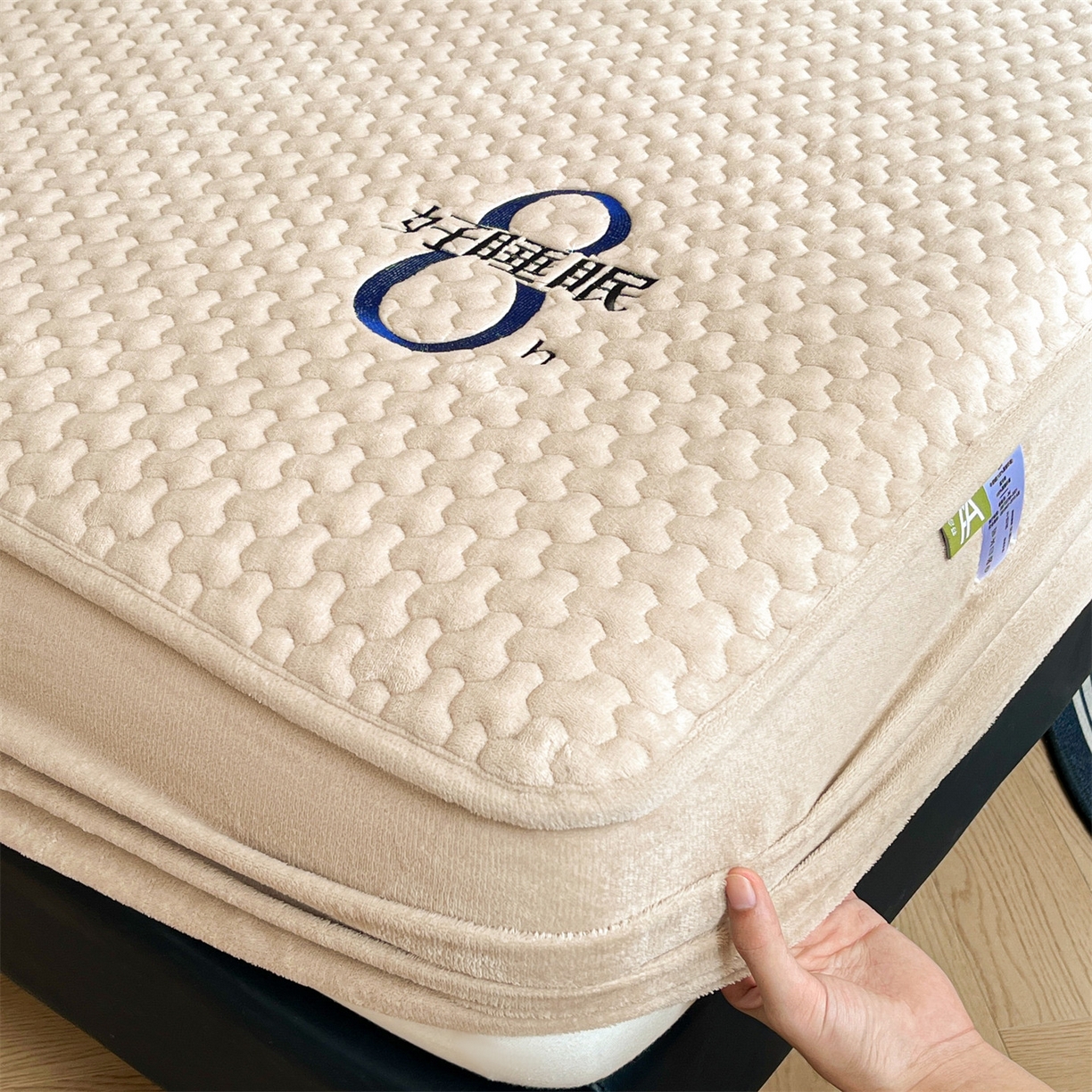 91家纺网 家纺一手货源 找家纺 居眠 2025新款绒-时安-牛奶绒夹棉床笠 绒-时安-卡