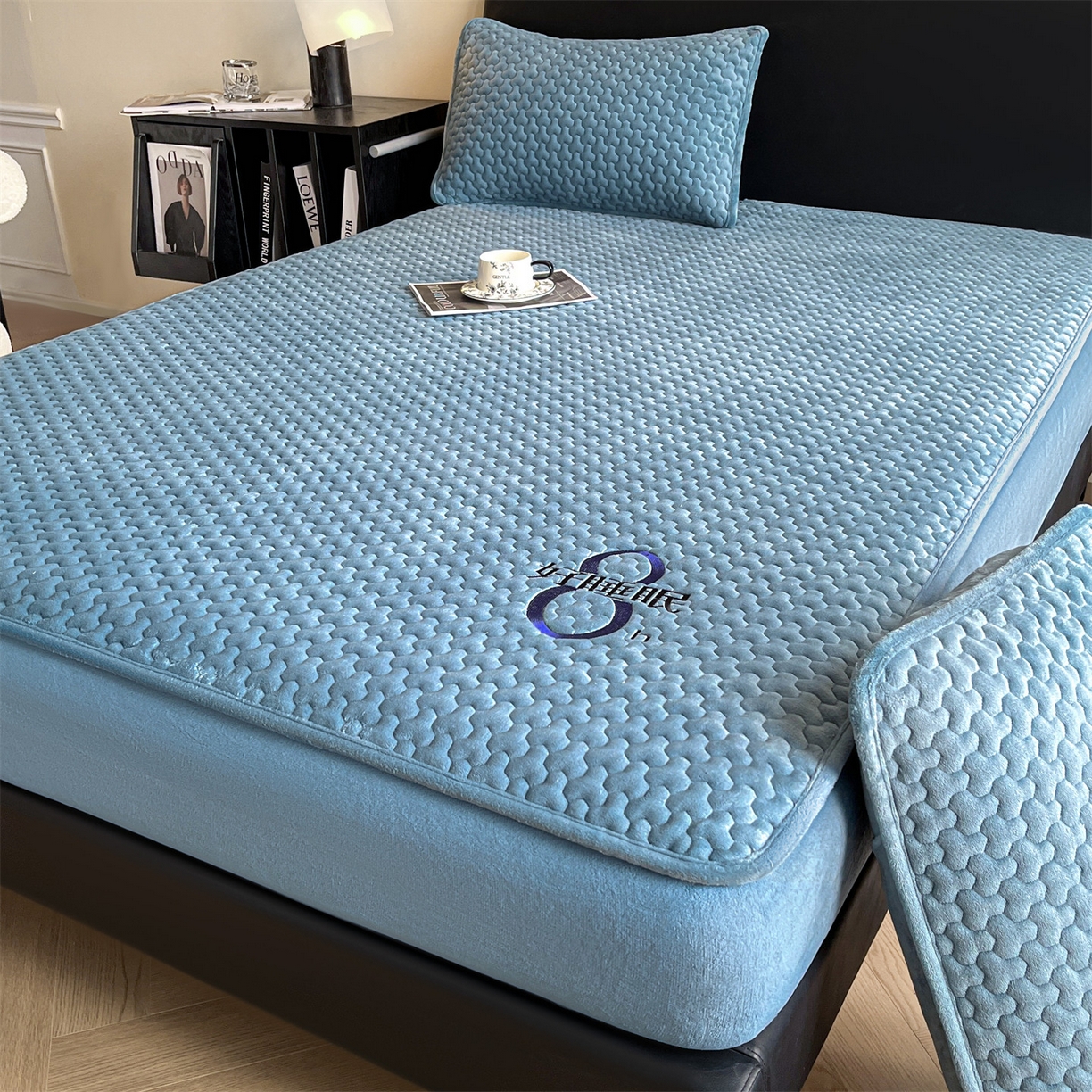 91家纺网 家纺一手货源 找家纺 居眠 2025新款绒-时安-牛奶绒夹棉床笠 绒-时安-蓝