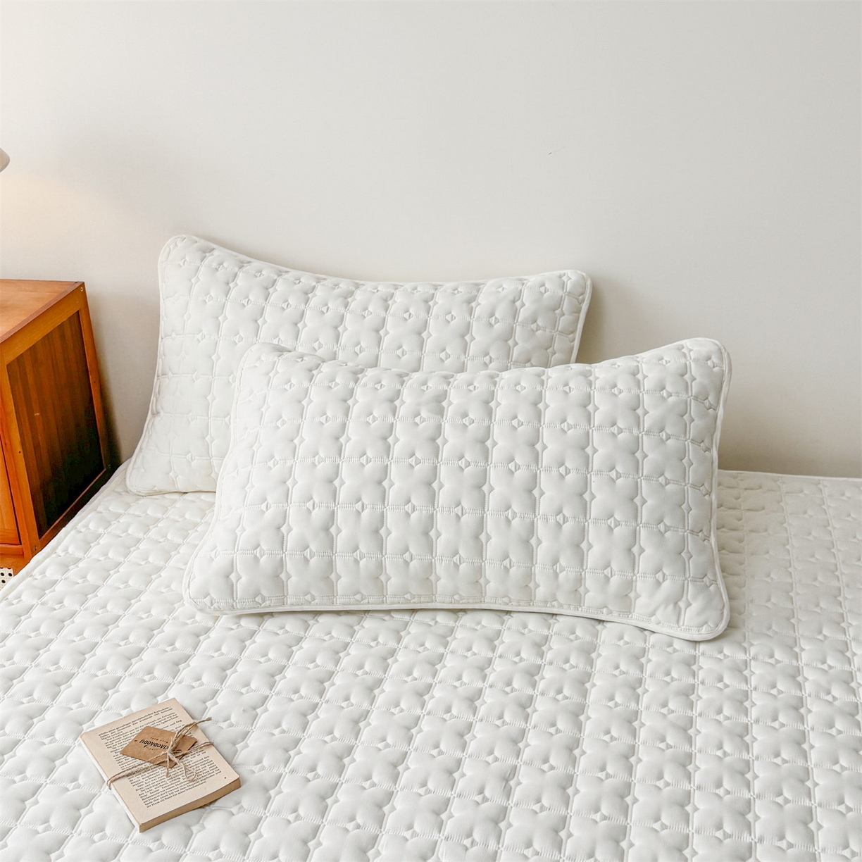 91家纺网 家纺一手货源 找家纺 （总）居眠 2025新款星禾-防水夹棉棉花床笠