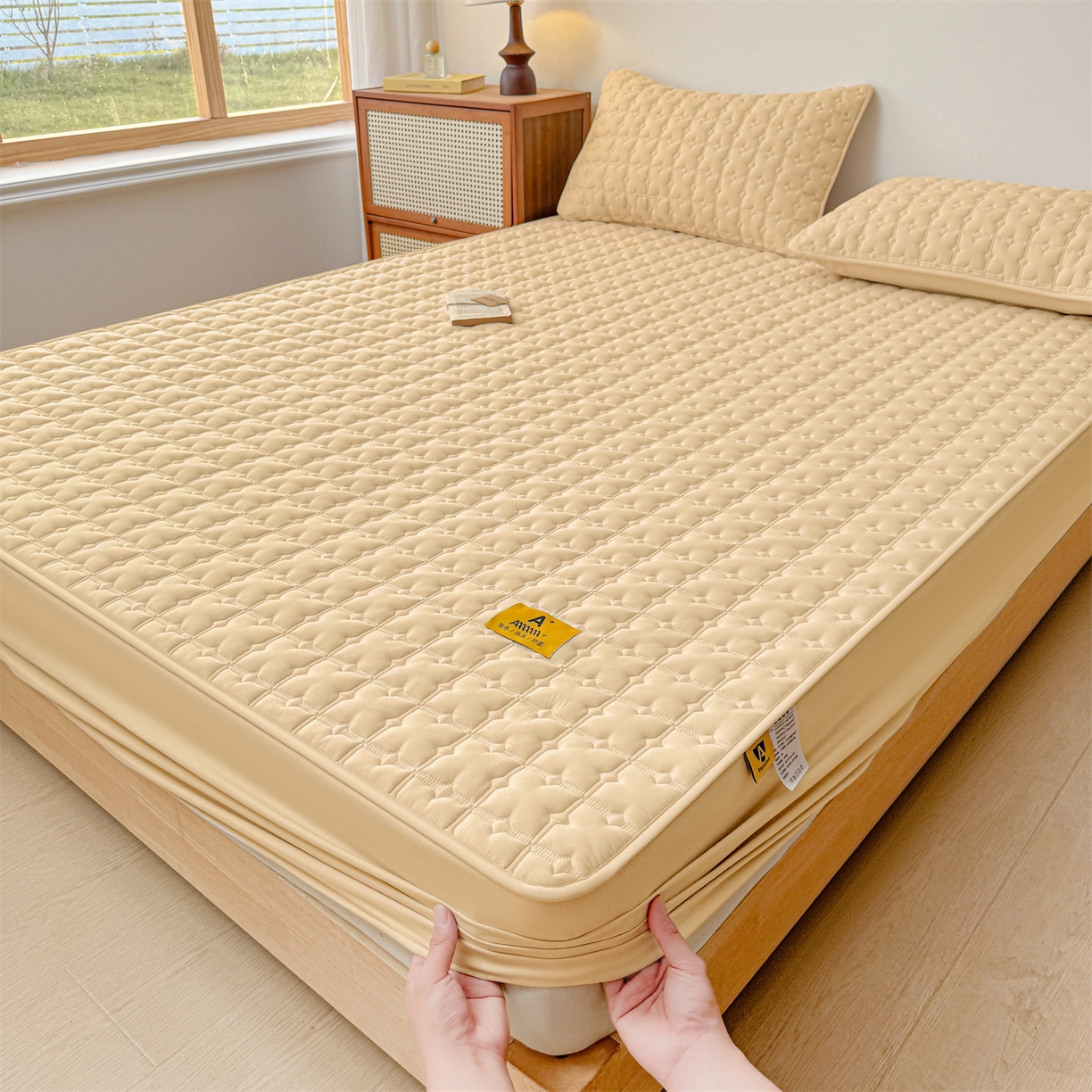 91家纺网 家纺一手货源 找家纺 （总）居眠 2025新款星禾-防水夹棉棉花床笠