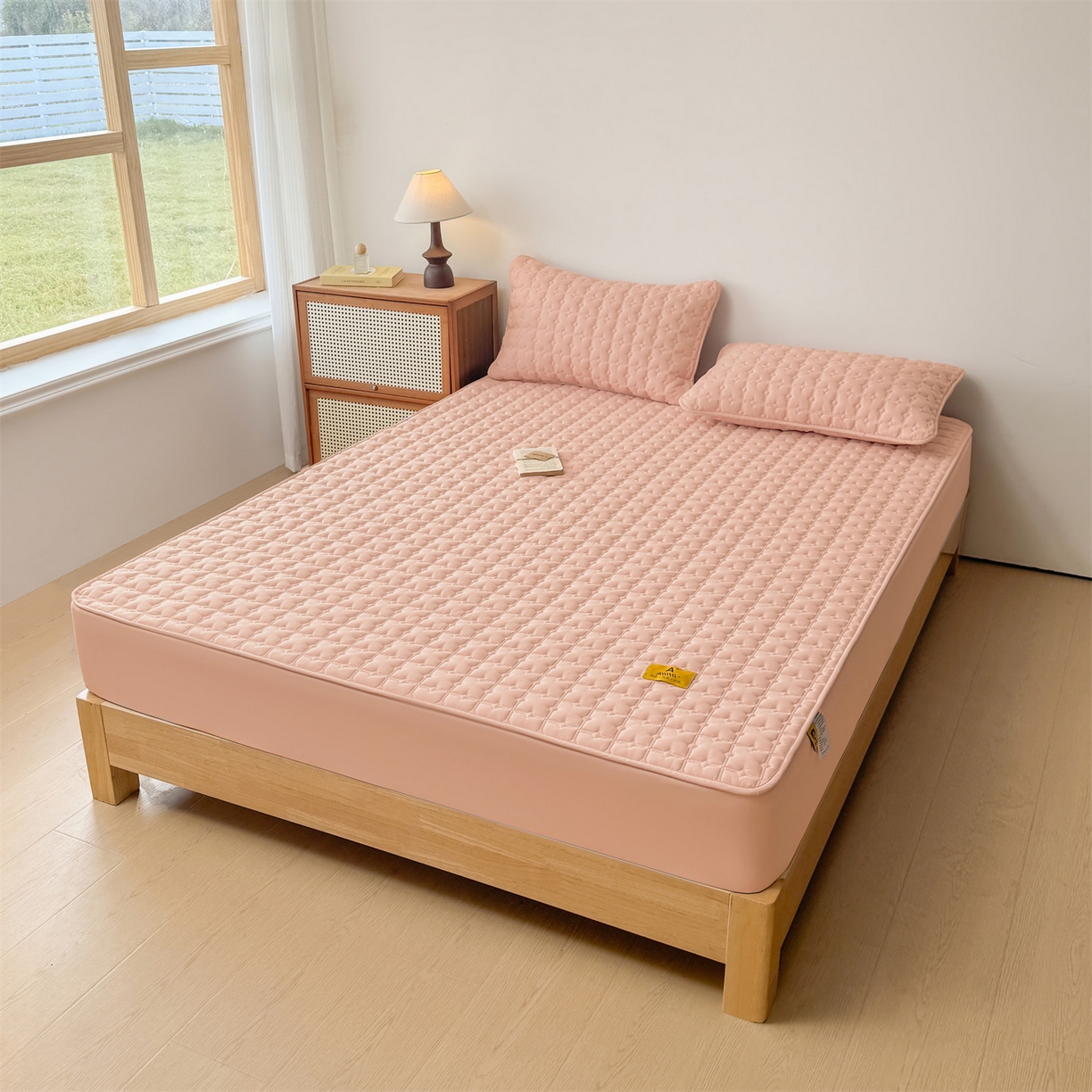 91家纺网 家纺一手货源 找家纺 居眠 2025新款星禾-防水夹棉棉花床笠 星禾-粉