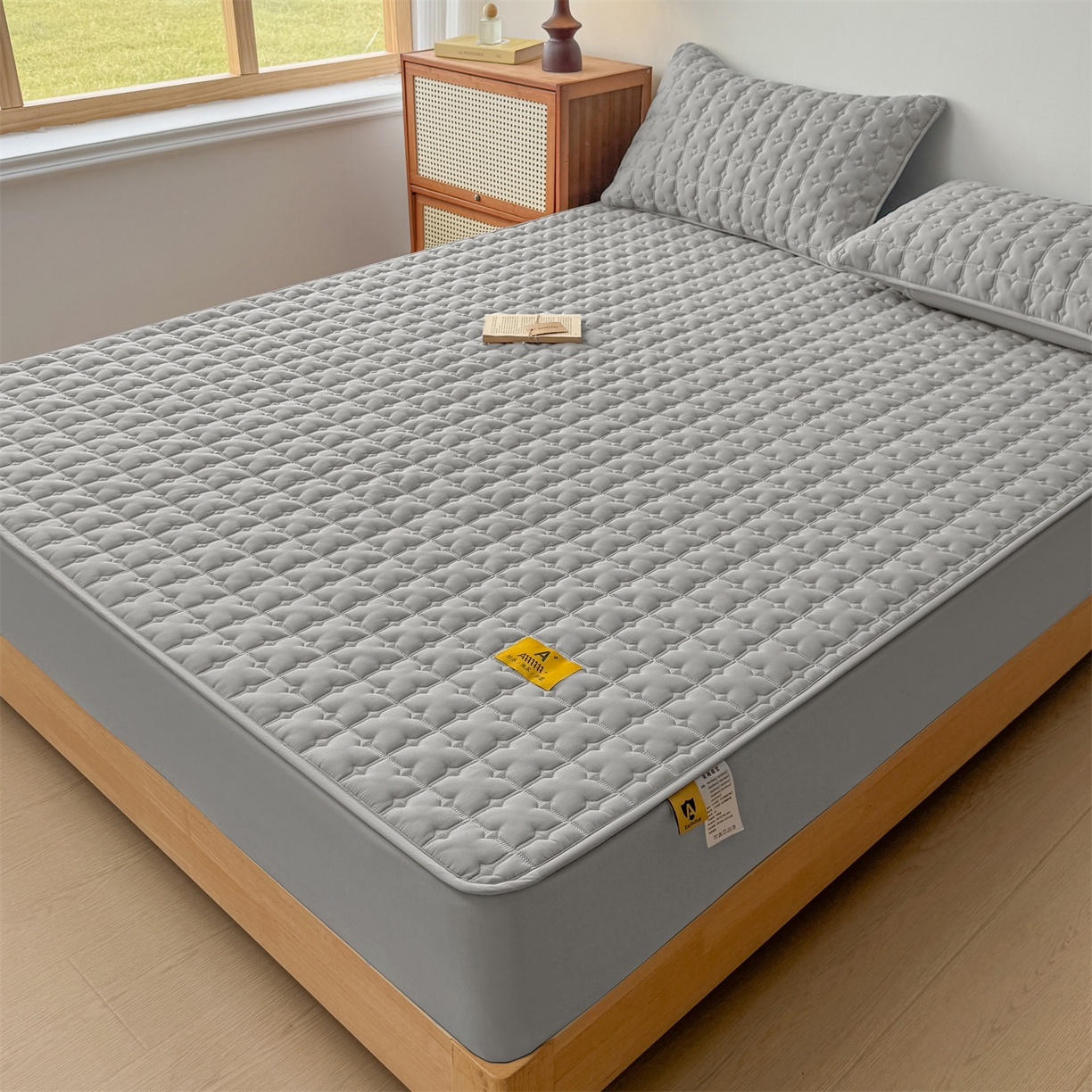 91家纺网 家纺一手货源 找家纺 居眠 2025新款星禾-防水夹棉棉花床笠 星禾-灰