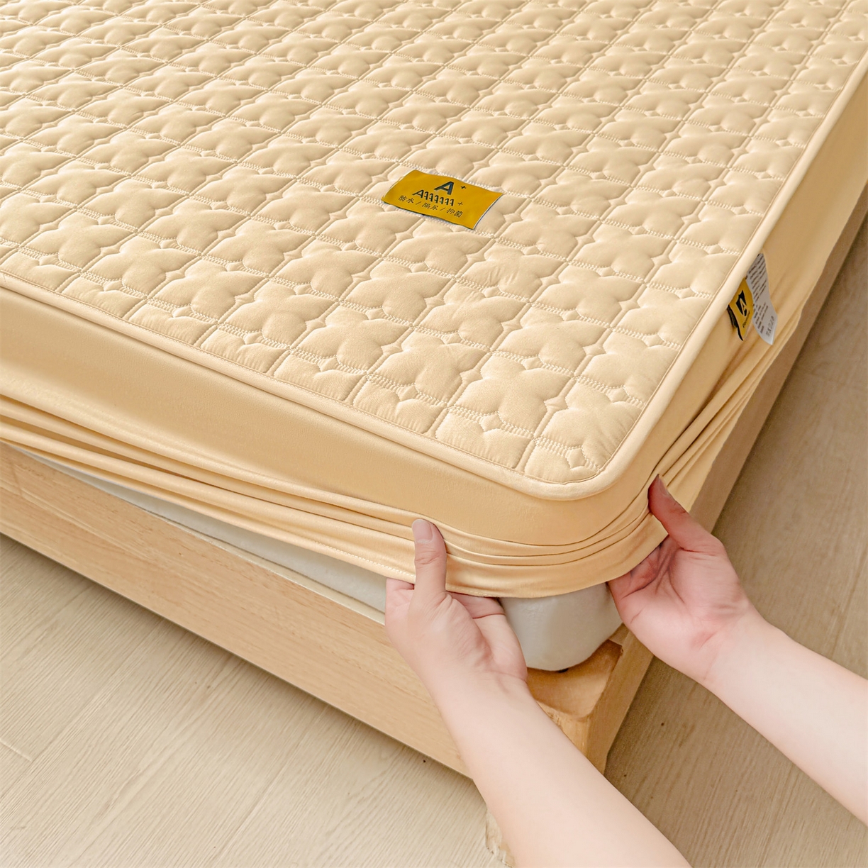 91家纺网 家纺一手货源 找家纺 居眠 2025新款星禾-防水夹棉棉花床笠 星禾-卡