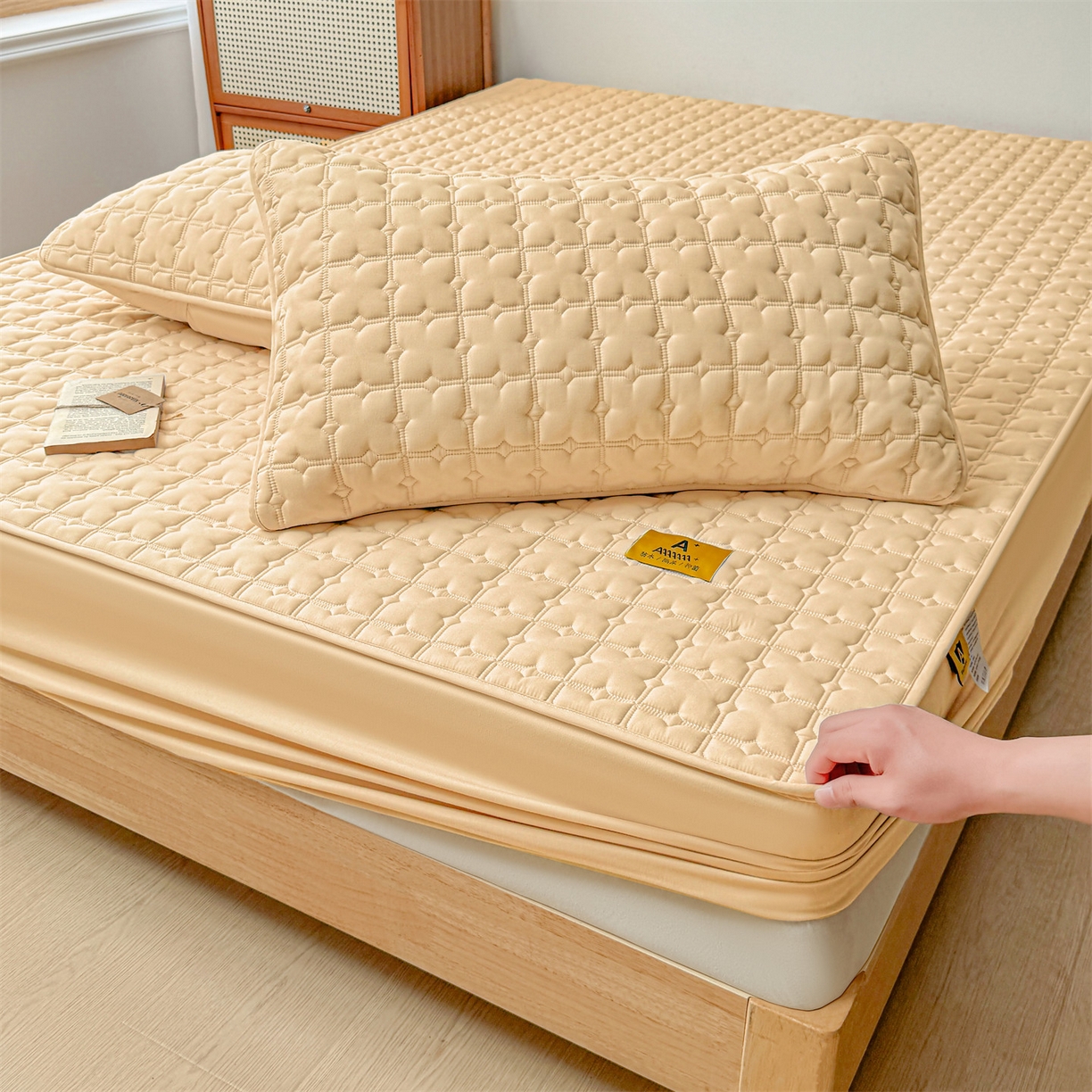 91家纺网 家纺一手货源 找家纺 居眠 2025新款星禾-防水夹棉棉花床笠 星禾-卡