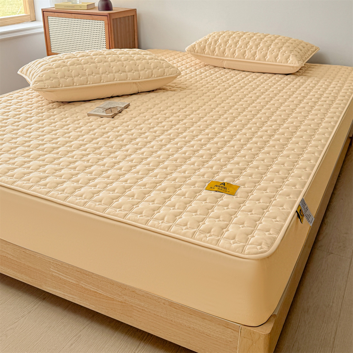 91家纺网 家纺一手货源 找家纺 居眠 2025新款星禾-防水夹棉棉花床笠 星禾-卡