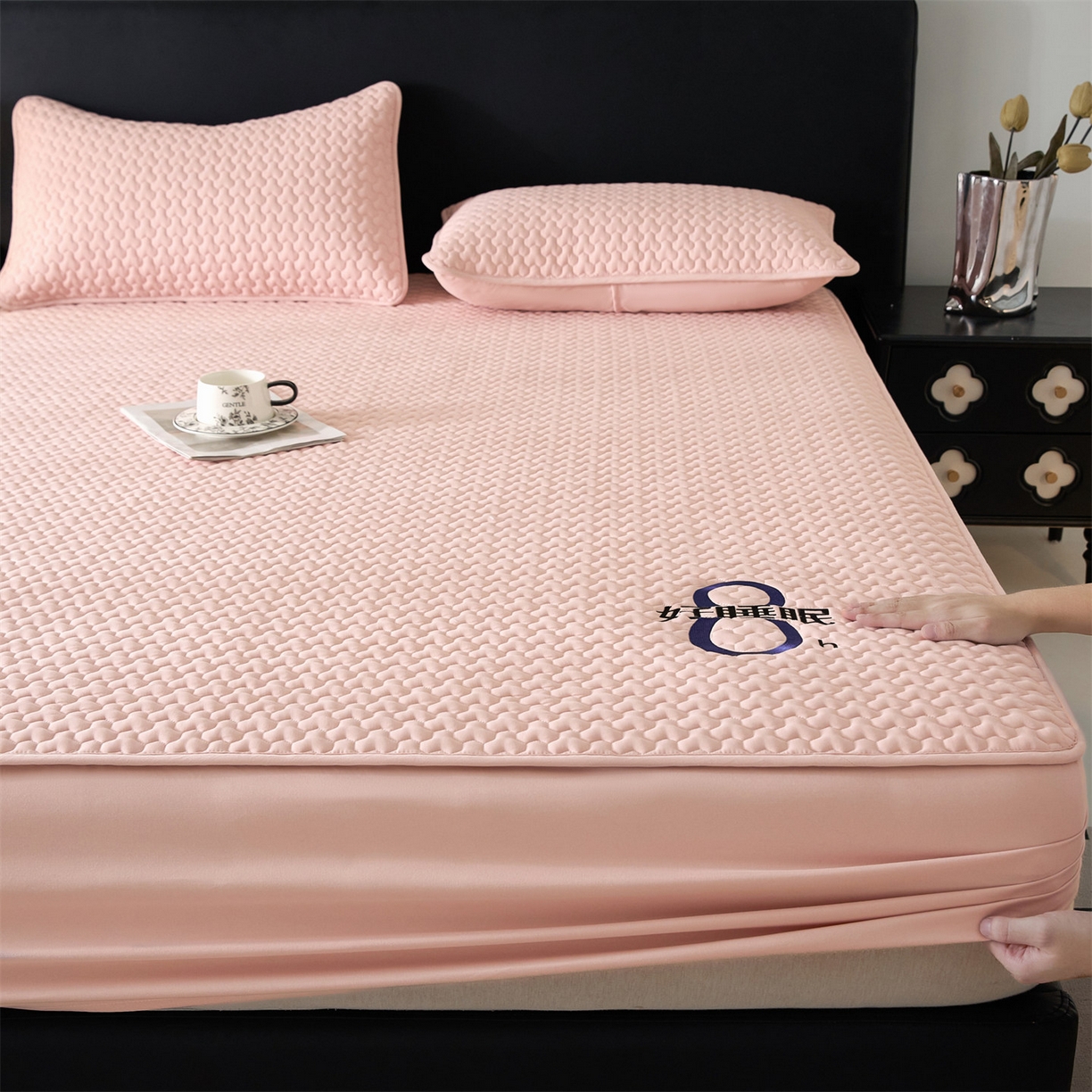 91家纺网 家纺一手货源 找家纺 居眠 2025新款织梦-棉花防水床笠 织梦-粉