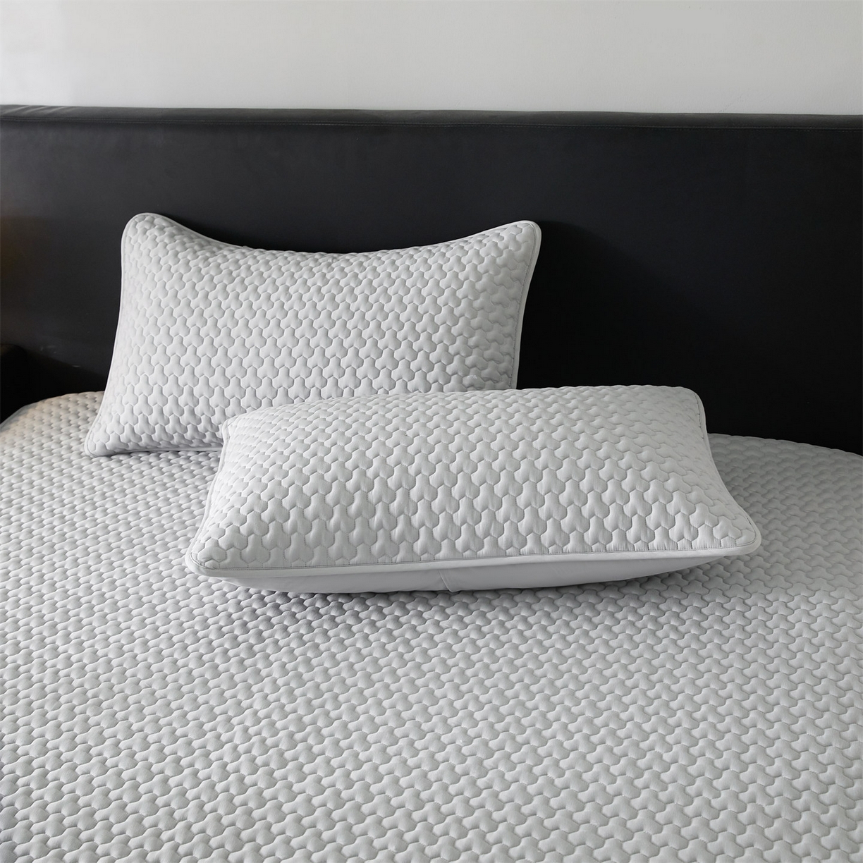 91家纺网 家纺一手货源 找家纺 居眠 2025新款织梦-棉花防水床笠 织梦-灰