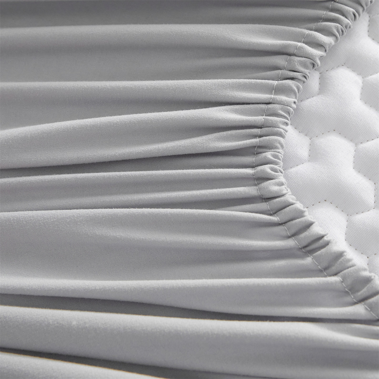 91家纺网 家纺一手货源 找家纺 居眠 2025新款织梦-棉花防水床笠 织梦-灰