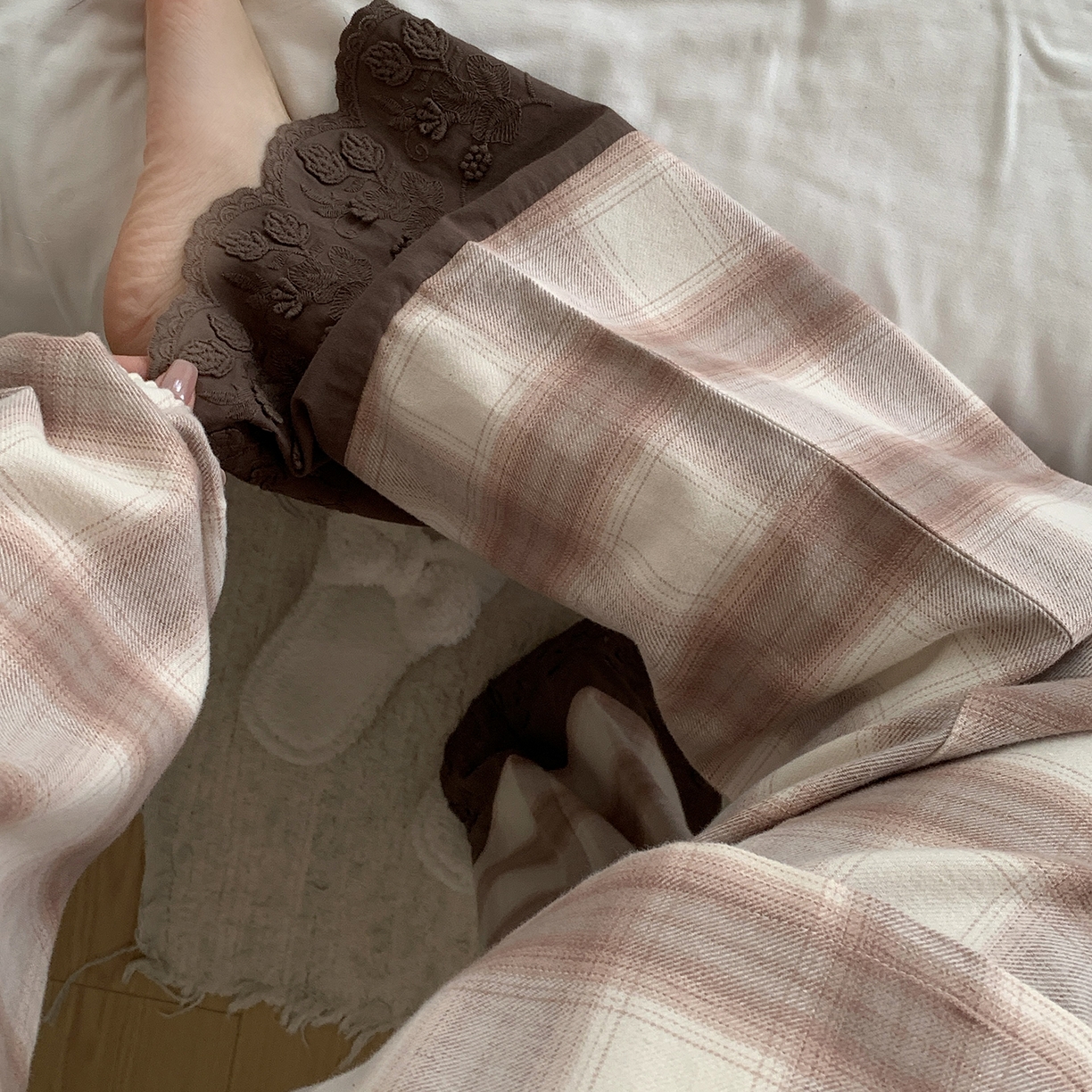 91家纺网 家纺一手货源 找家纺 多乐娜 2025新款纯棉色织法兰绒睡衣家居服双股纱线双面抓剪毛磨毛工艺 (定制定染面料非普货) 柔煦色