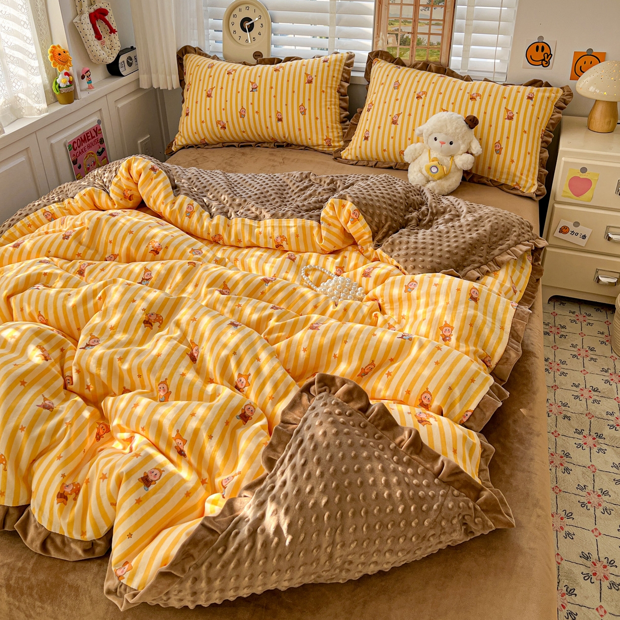 91家纺网 家纺一手货源 找家纺 麦伦家居 2025多功能床品全棉纯棉A类有氧双层纱+豆豆绒四件套荷叶边系列 星星人