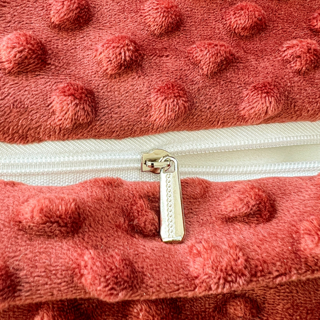 91家纺网 家纺一手货源 找家纺 麦伦家居 2025多功能床品全棉纯棉A类有氧双层纱+豆豆绒四件套荷叶边系列 童梦木马