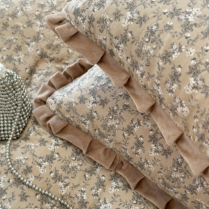 91家纺网 家纺一手货源 找家纺 麦伦家居 2025多功能床品全棉纯棉A类有氧双层纱+豆豆绒四件套荷叶边系列 晚秋