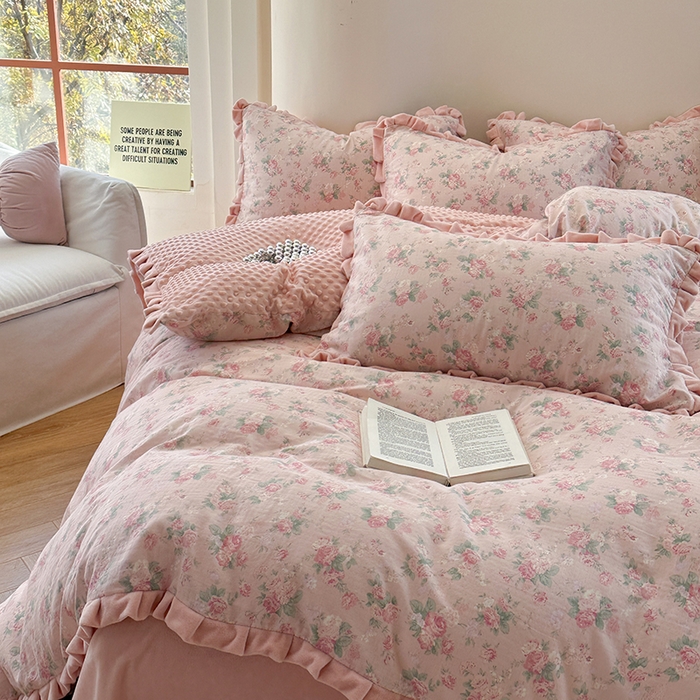 91家纺网 家纺一手货源 找家纺 麦伦家居 2025多功能床品全棉纯棉A类有氧双层纱+豆豆绒四件套荷叶边系列 蒂芙尼-粉