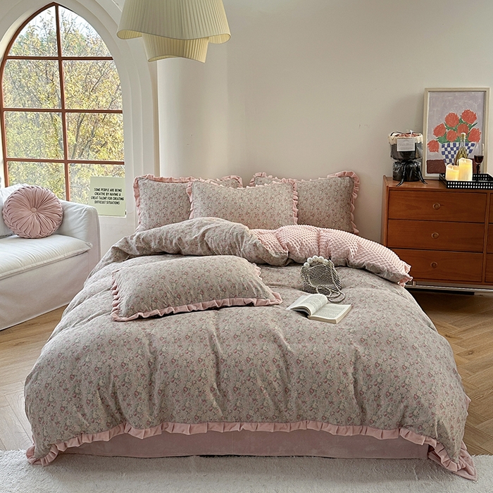 91家纺网 家纺一手货源 找家纺 麦伦家居 2025多功能床品全棉纯棉A类有氧双层纱+豆豆绒四件套荷叶边系列 花样年华