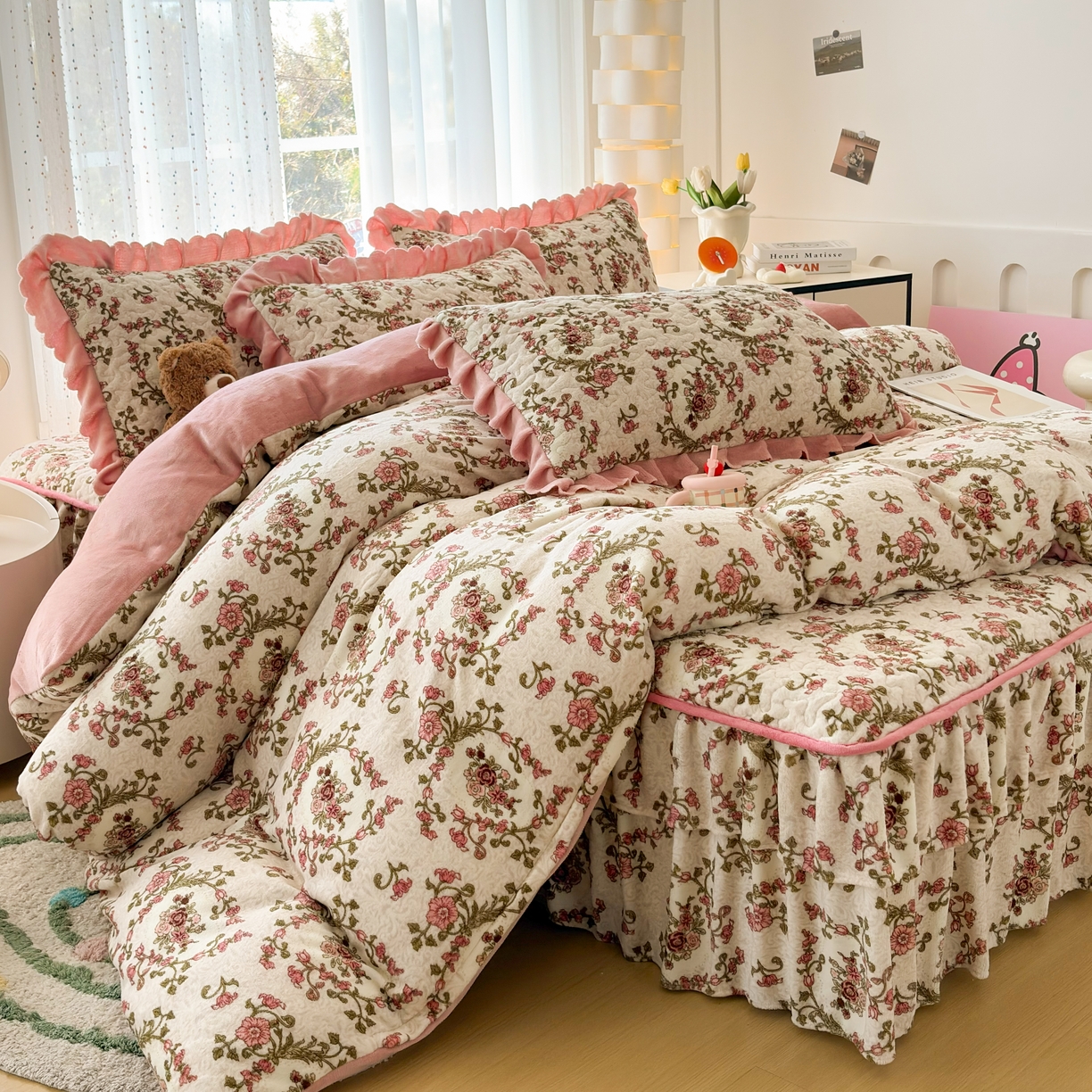 91家纺网 家纺一手货源 找家纺 （总）铠畅家纺 2025新款牛奶绒夹棉床盖床裙四件套