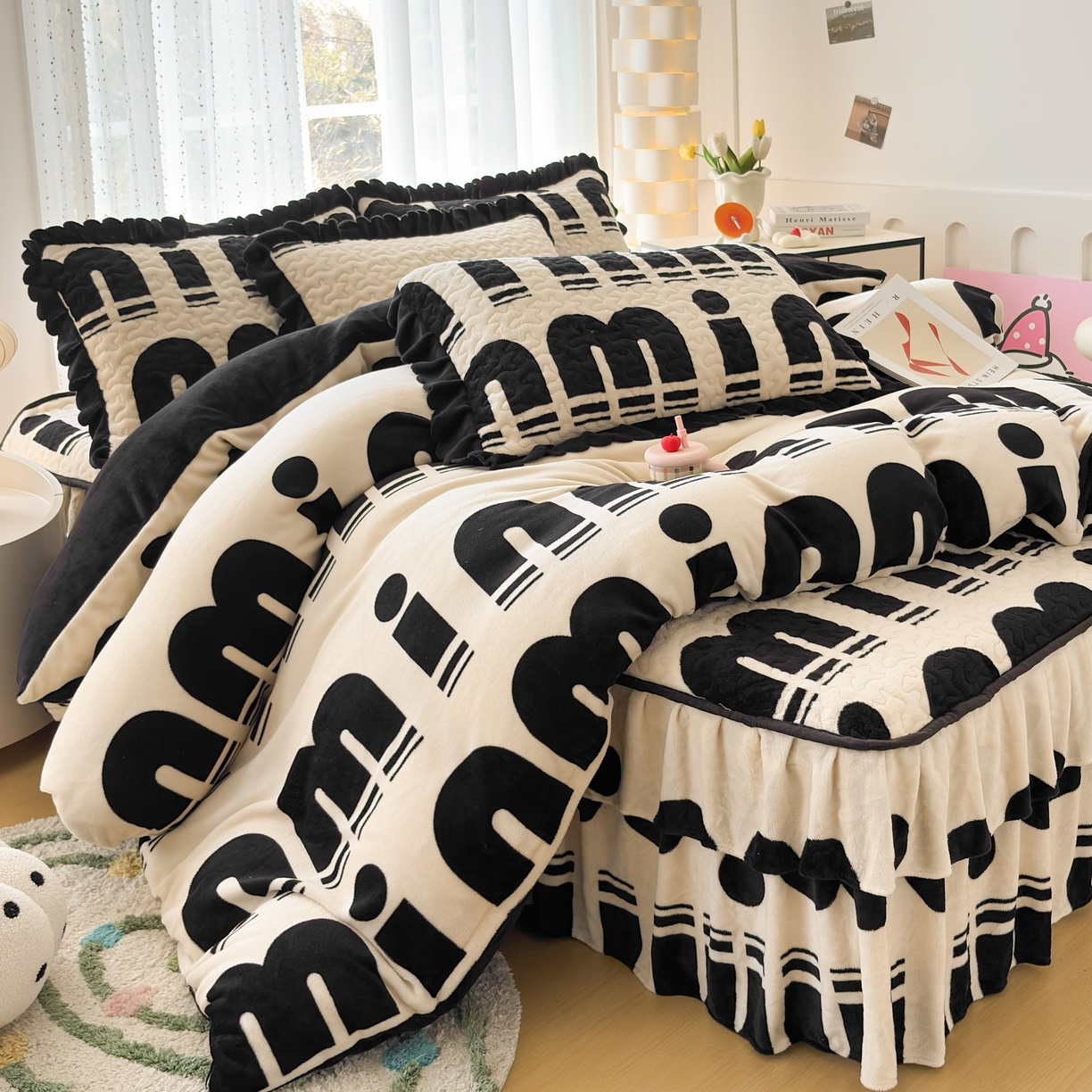 91家纺网 家纺一手货源 找家纺 （总）铠畅家纺 2025新款牛奶绒夹棉床盖床裙四件套