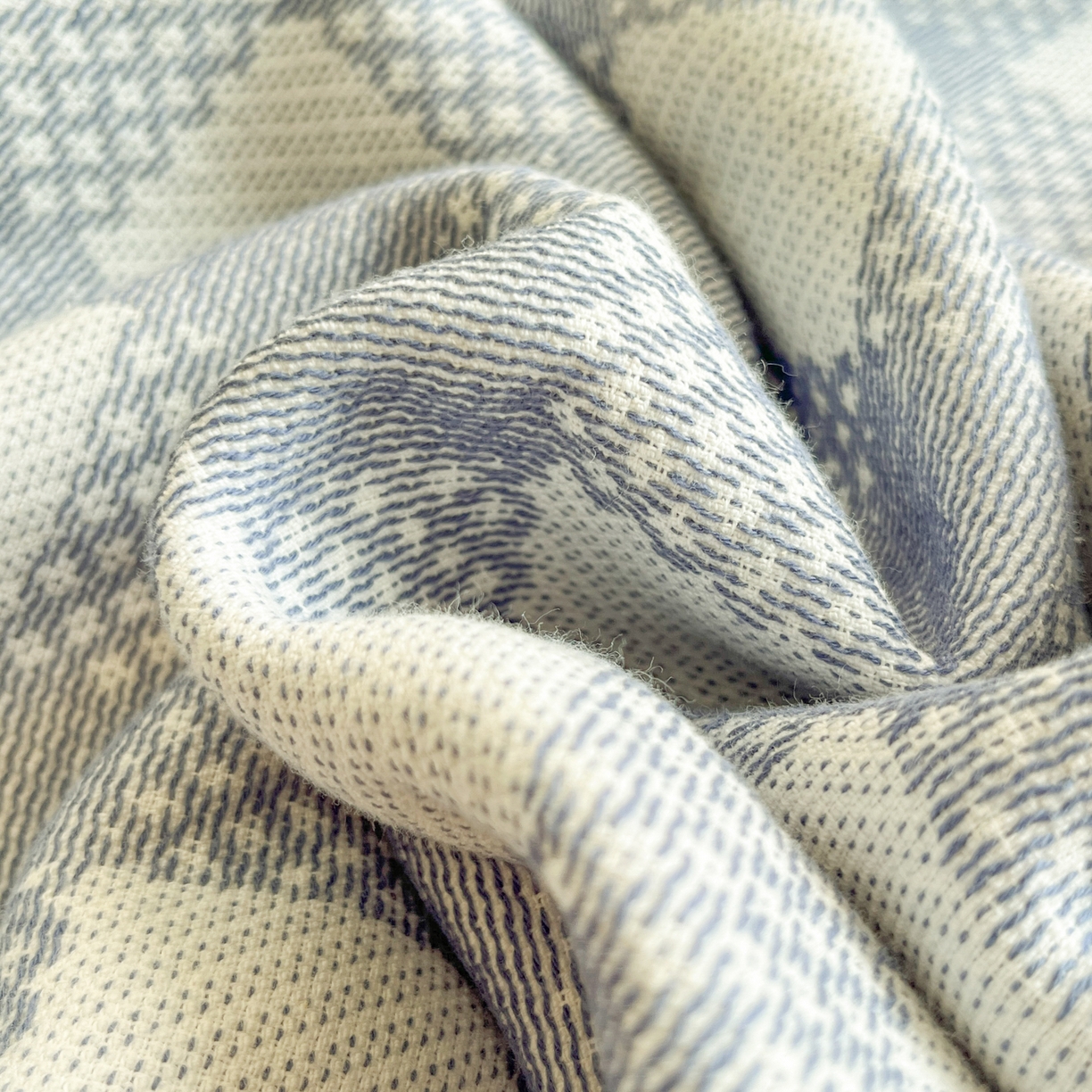 91家纺网 家纺一手货源 找家纺 美宜家 2025新品全棉枕巾简约无印双人单人织边里外棉枕巾 念想-兰 48*74cm一只