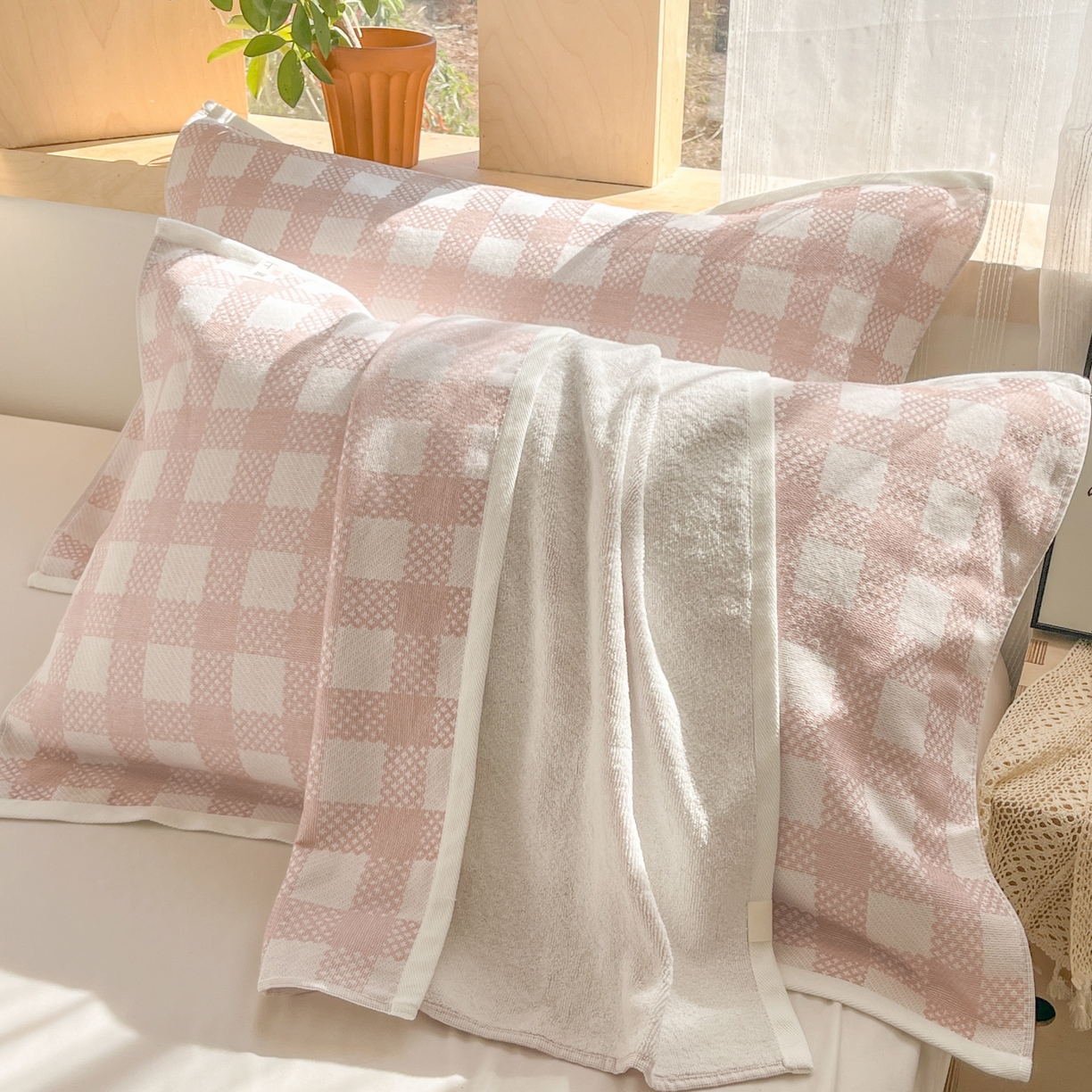 91家纺网 家纺一手货源 找家纺 美宜家 2025新品全棉枕巾简约无印双人单人织边里外棉枕巾 念想-粉 48*74cm一只