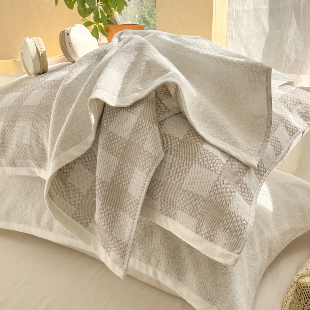 91家纺网 家纺一手货源 找家纺 美宜家 2025新品全棉枕巾简约无印双人单人织边里外棉枕巾 念想-灰 48*74cm一只