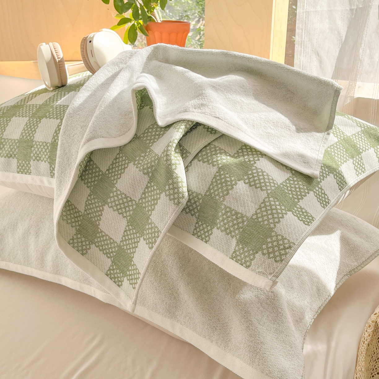 91家纺网 家纺一手货源 找家纺 美宜家 2025新品全棉枕巾简约无印双人单人织边里外棉枕巾 念想-绿 48*74cm一对