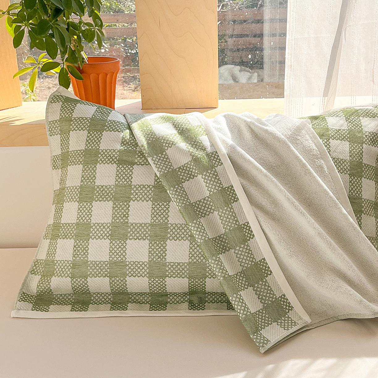 91家纺网 家纺一手货源 找家纺 美宜家 2025新品全棉枕巾简约无印双人单人织边里外棉枕巾 念想-绿 48*74cm一对