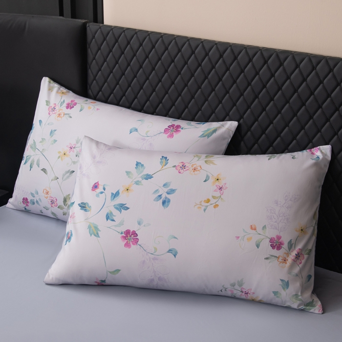 91家纺网 家纺一手货源 找家纺 优姿家纺 2026新款60支全棉贡缎数码印花四件套 爱丽丝