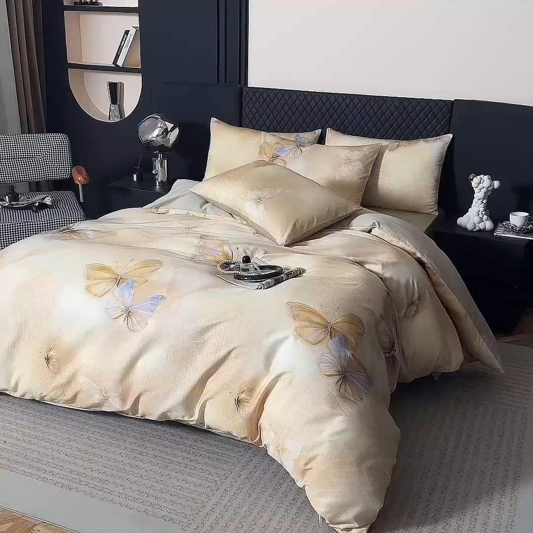 91家纺网 家纺一手货源 找家纺 优姿家纺 2026新款60支全棉贡缎数码印花四件套 蝶恋