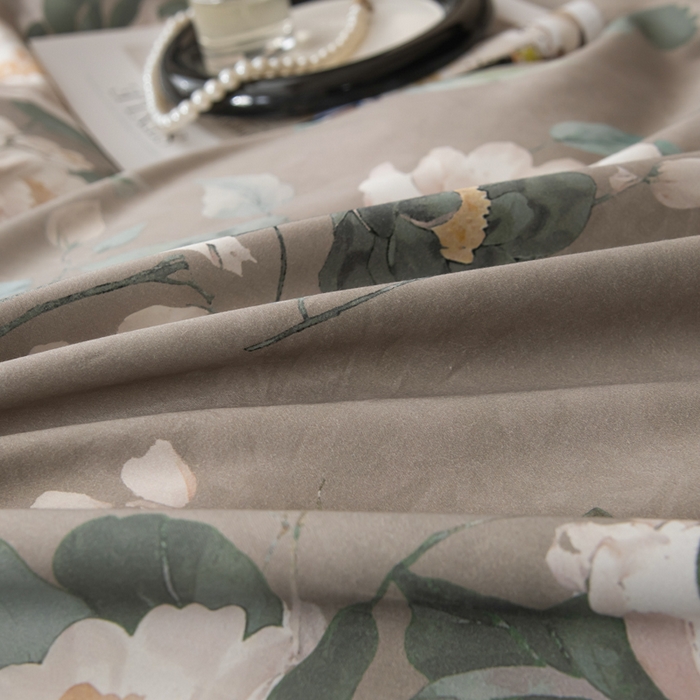 91家纺网 家纺一手货源 找家纺 优姿家纺 2026新款60支全棉贡缎数码印花四件套 芳华