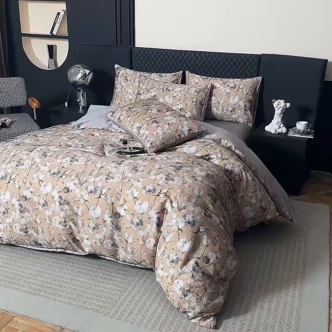 91家纺网 家纺一手货源 找家纺 优姿家纺 2026新款60支全棉贡缎数码印花四件套 花开琉璃