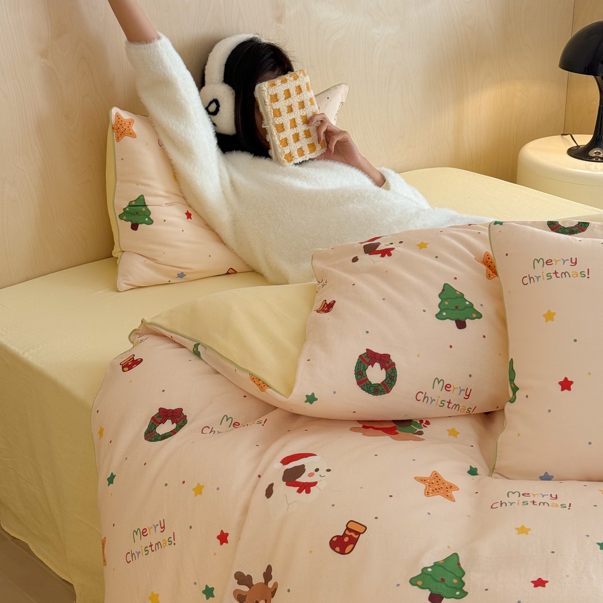 91家纺网 家纺一手货源 找家纺 西西家居 2025新款超柔有氧双层纱四件套-圣诞快乐 圣诞快乐-米