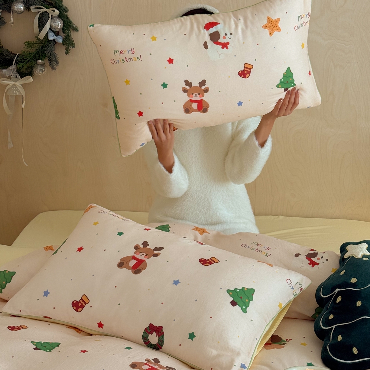 91家纺网 家纺一手货源 找家纺 西西家居 2025新款超柔有氧双层纱四件套-圣诞快乐 圣诞快乐-米