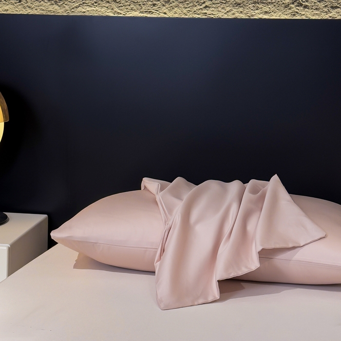 91家纺网 家纺一手货源 找家纺 优姿家纺 2026新款60长绒棉贡缎纯色系列四件套 丹诺玉