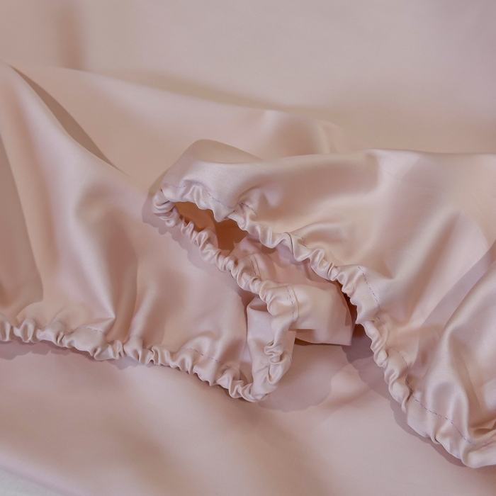 91家纺网 家纺一手货源 找家纺 优姿家纺 2026新款60长绒棉贡缎纯色系列四件套 丹诺玉