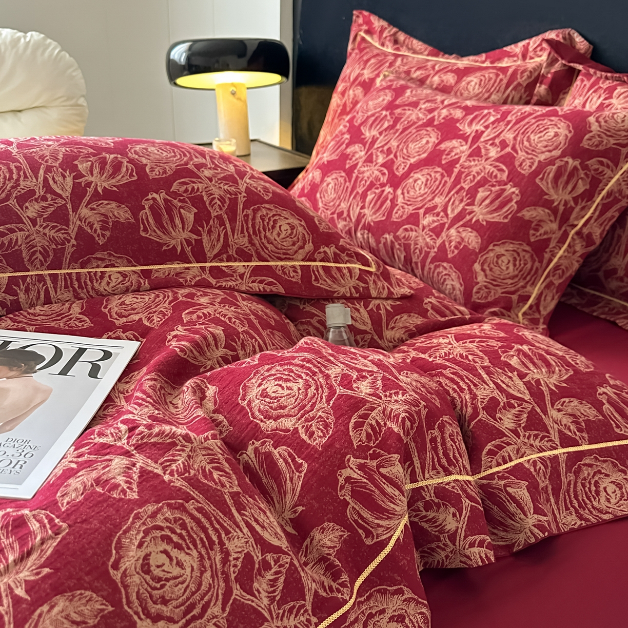 91家纺网 家纺一手货源 找家纺 金丝鸟家纺 2025新款全棉纯棉色织提花婚庆四件套 洛神玫瑰