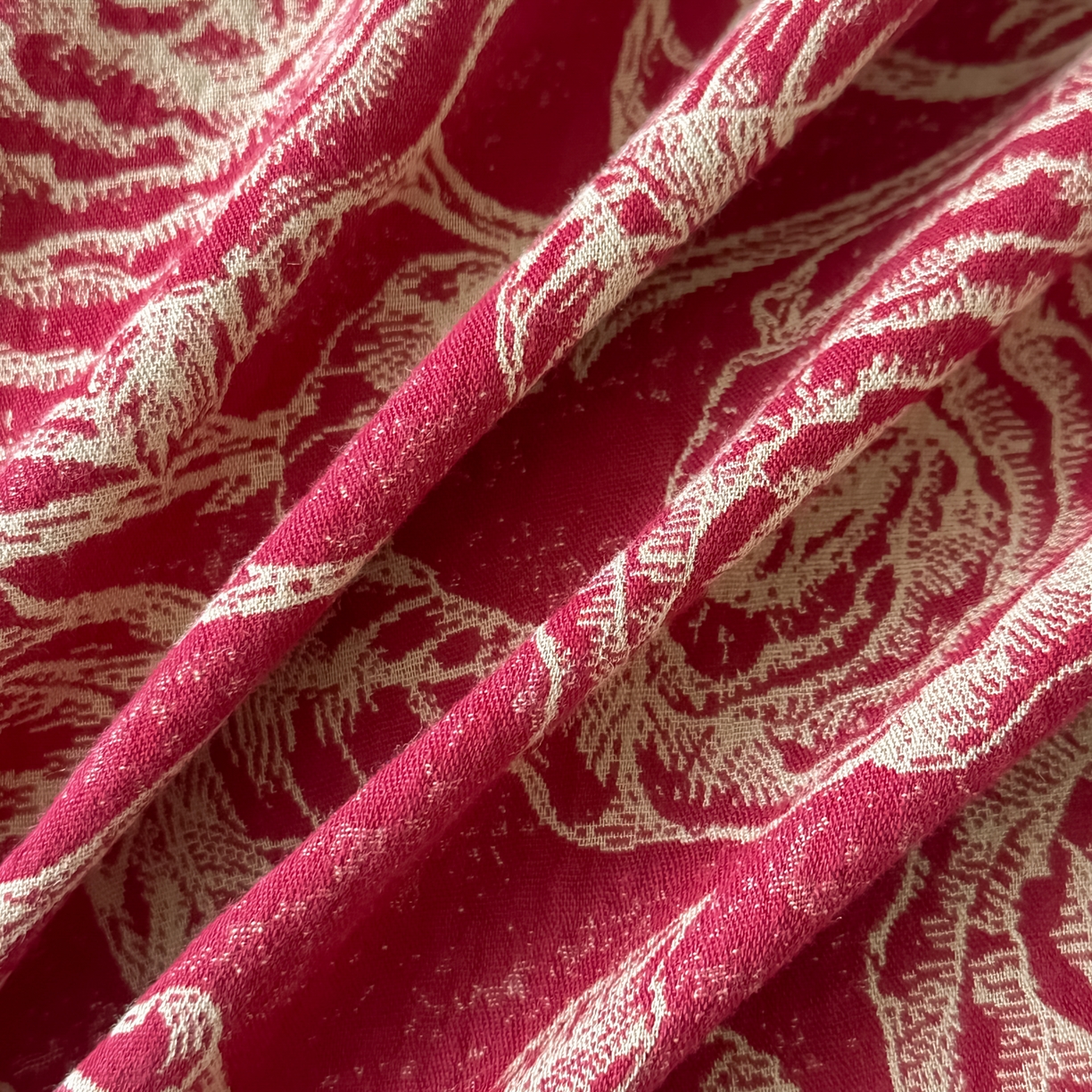 91家纺网 家纺一手货源 找家纺 金丝鸟家纺 2025新款全棉纯棉色织提花婚庆四件套 洛神玫瑰